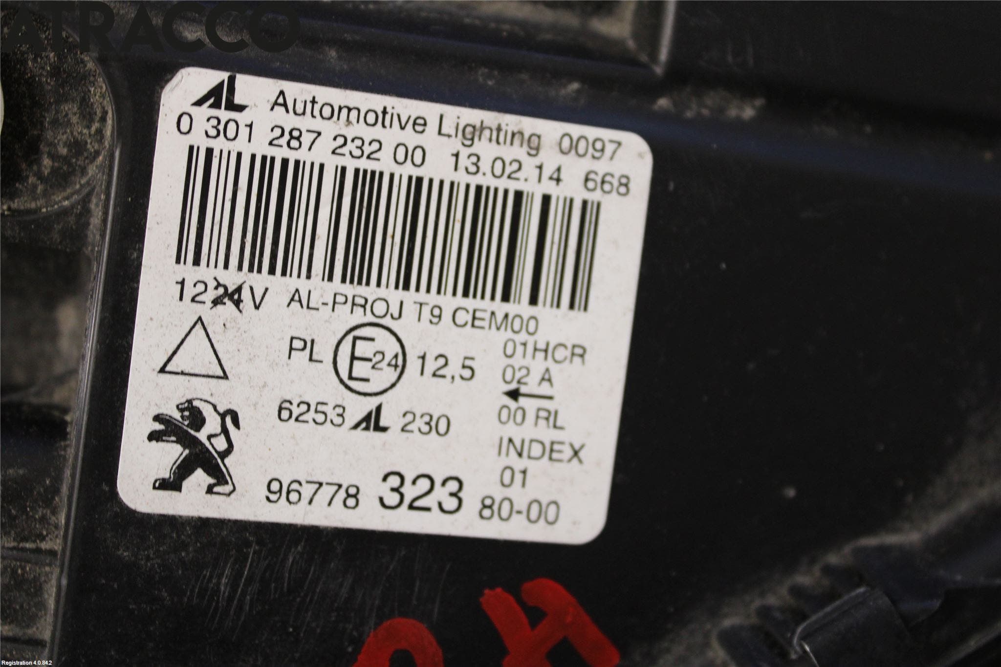 Peugeot 308 14-21 Frontlykt Høyre