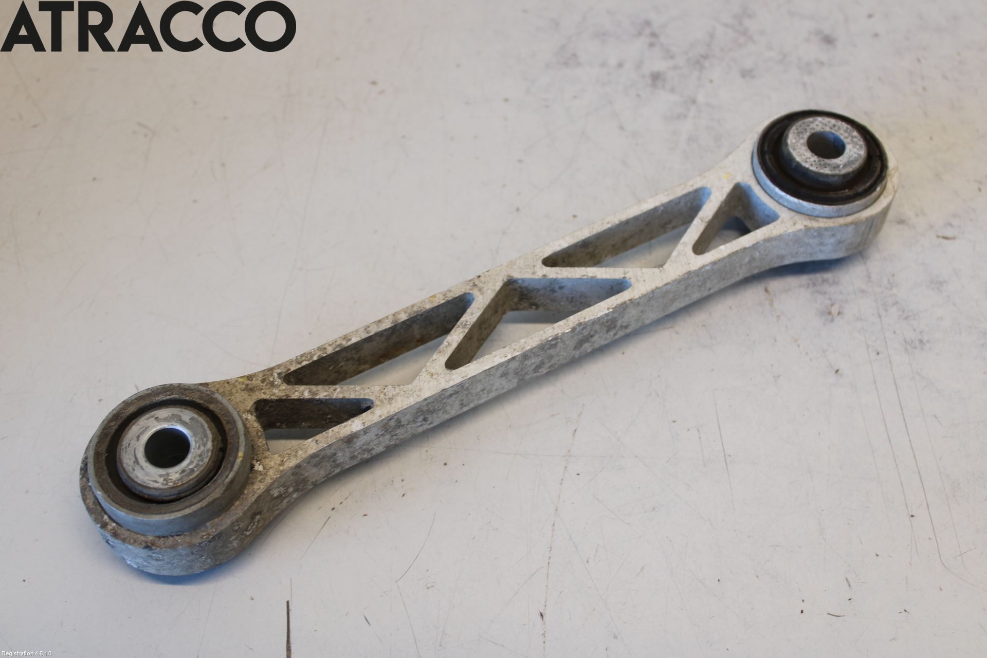 Tesla MODEL S 13- Bærearm Bak Høyre Øvre