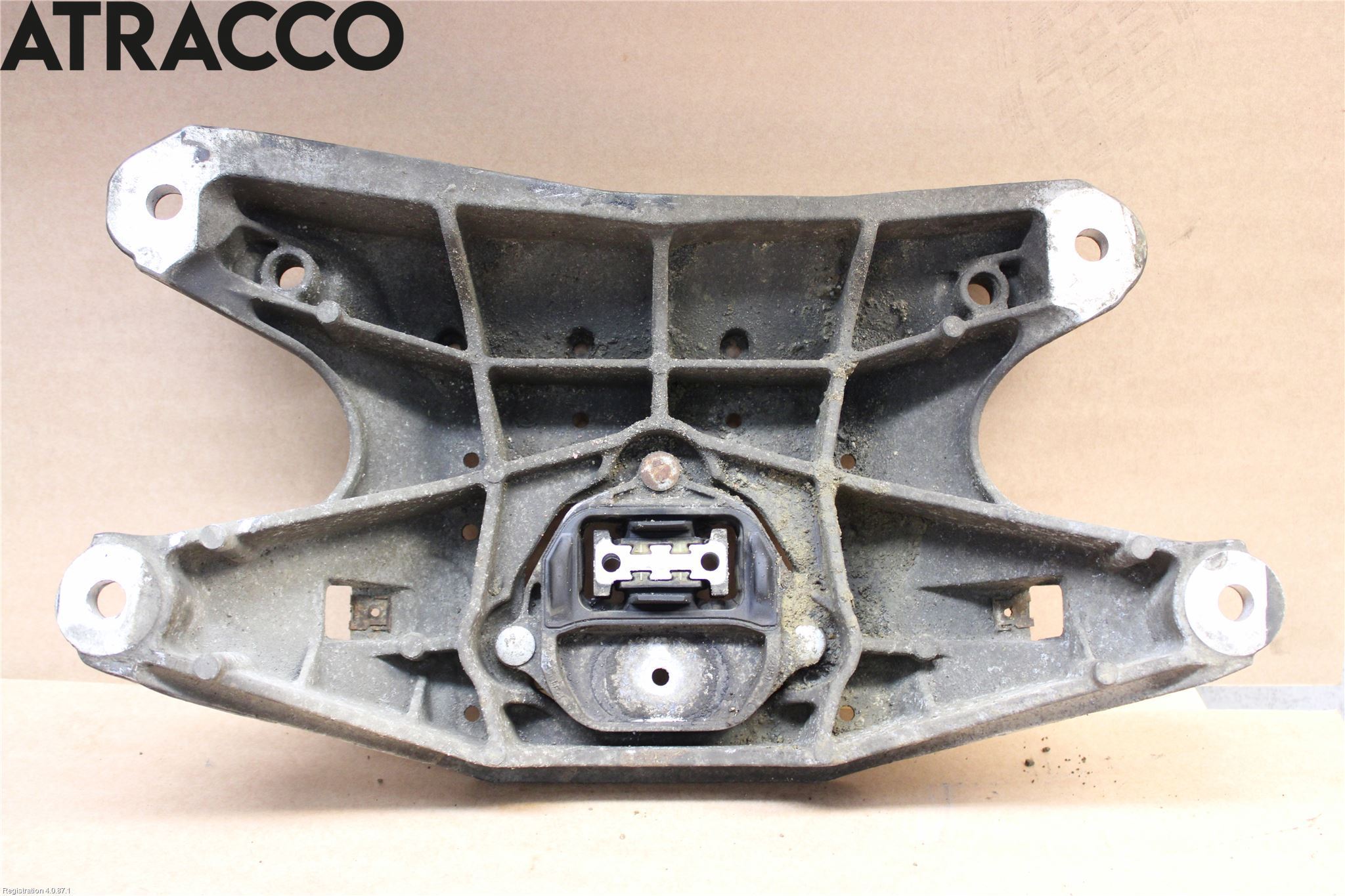 Audi Q5 09-16 Gearkasse Bjelke - Travers