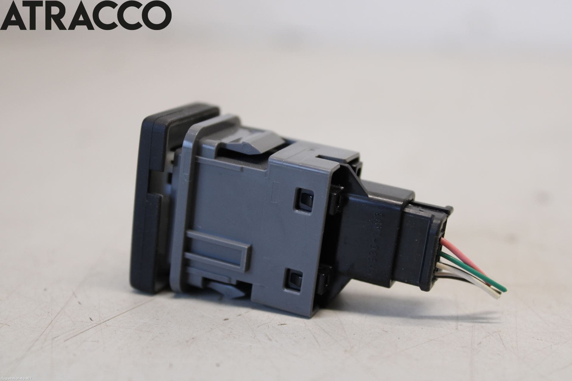 Toyota C-HR 16-23 Bryter Drivstoff Tankluke