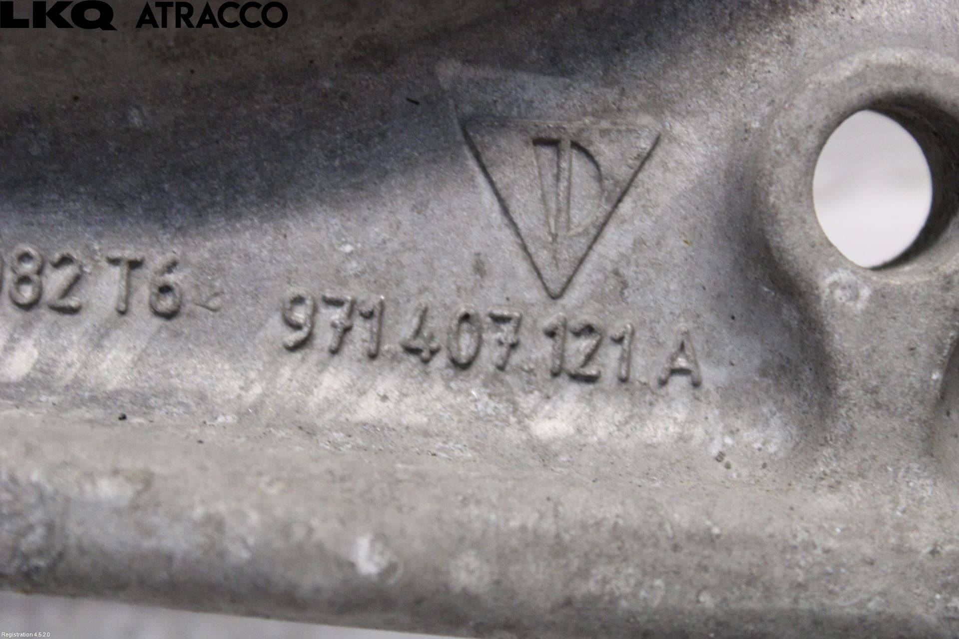 Porsche TAYCAN 20- Bærearm Foran Høyre Nedre