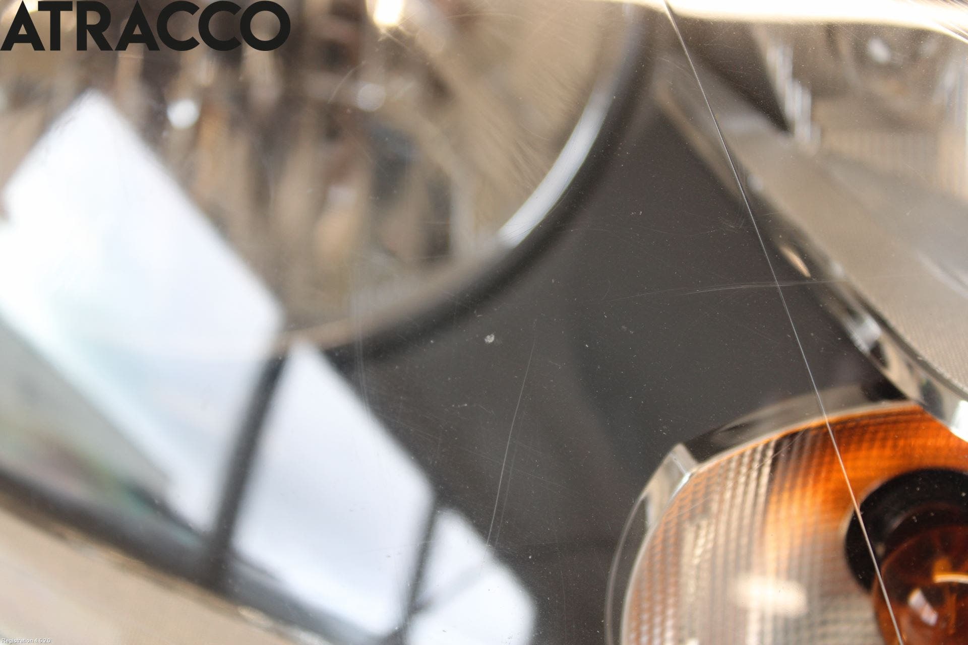 Volkswagen VW UP! / E-UP! Frontlykt Høyre