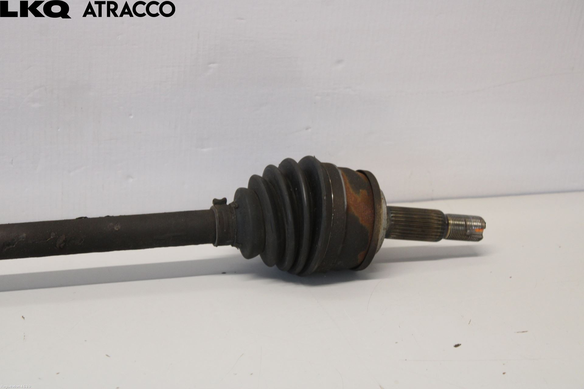 Toyota YARIS CROSS XP21 21- Drivaksel Foran Kompl Høyre