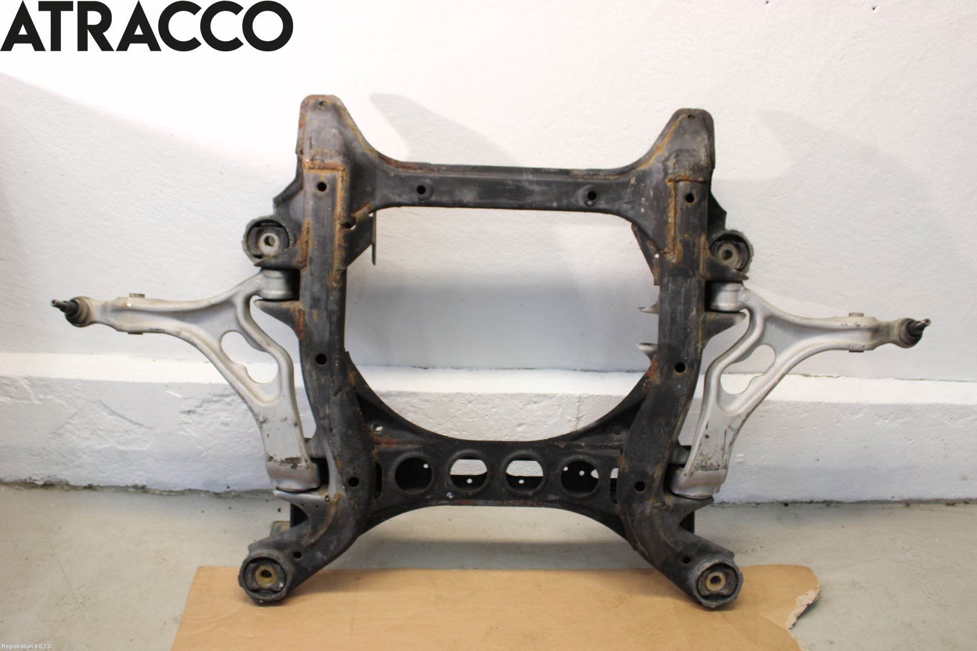 Porsche CAYENNE 03- Forstillingsbjelke(Tvergående)