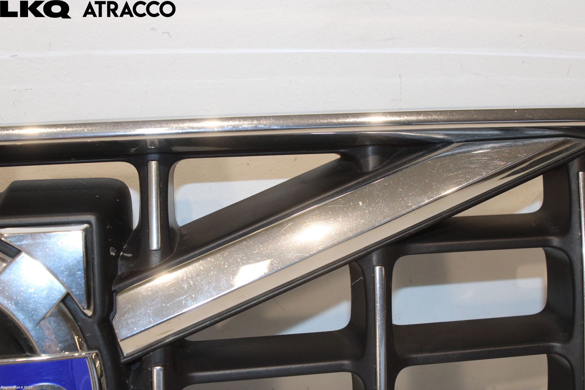 Volvo V70 08-13 Grill Komplett