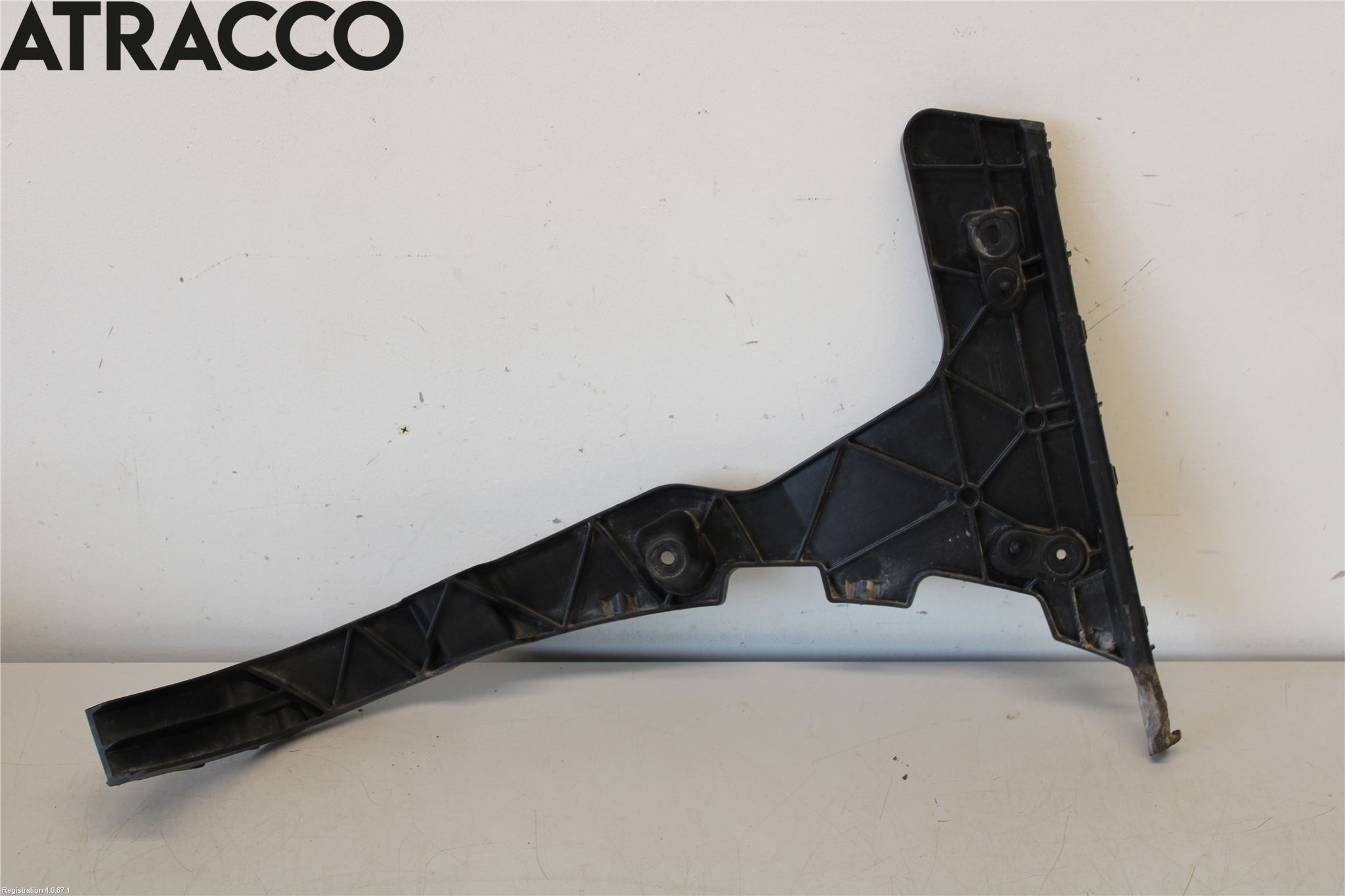 Audi Q5 09-16 Støtfangerfeste Bak Venstre