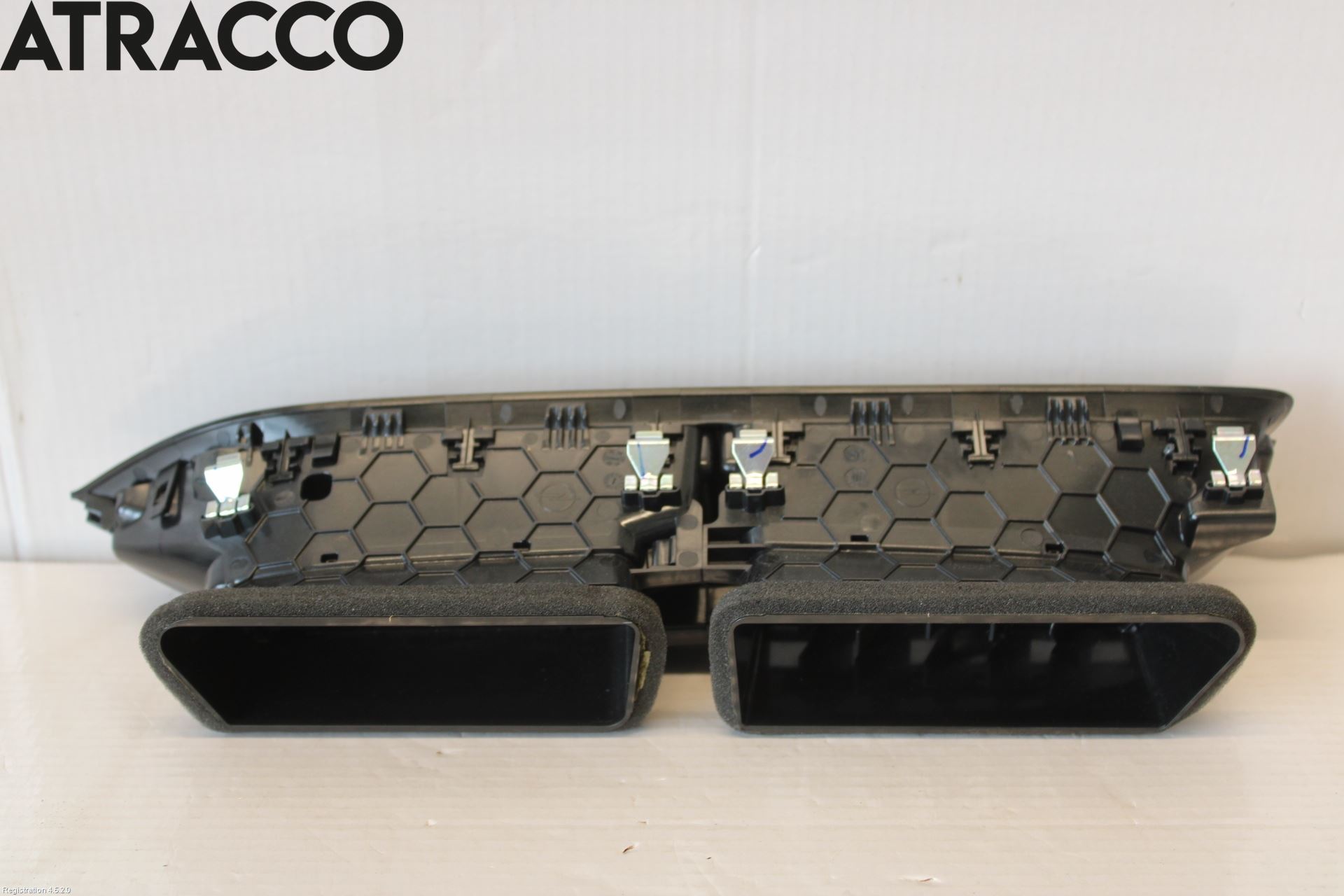 Opel CORSA F, CORSA-E 20- Dashbord Kanal - Dyse