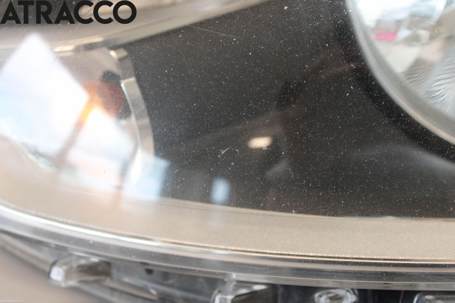 Volkswagen VW UP! / E-UP! Frontlykt Venstre