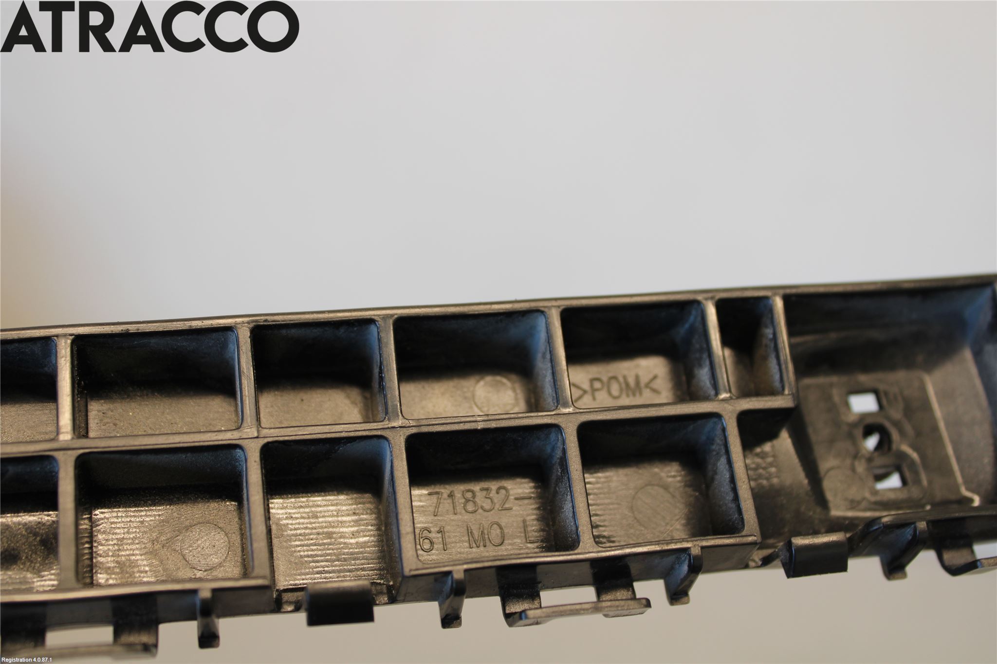 Suzuki SX4 S-CROSS 14-21 Støtfangerfeste Bak Venstre