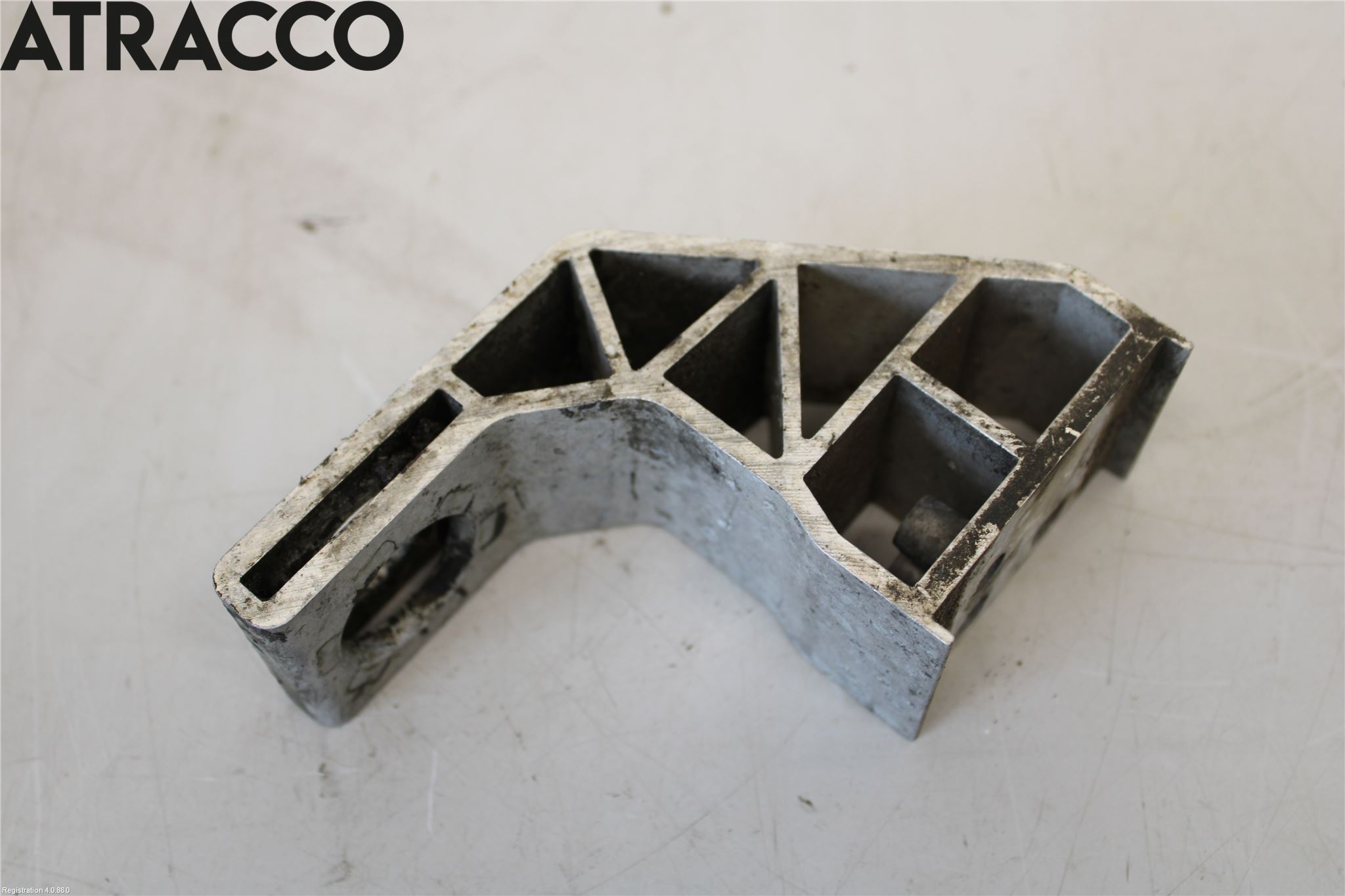 Mercedes-Benz MB C-KLASS (W205) 14-21 Radiator Feste - Ramme - Bjelk