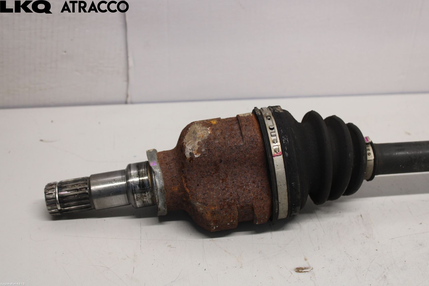 Toyota YARIS XP130 12-14 Drivaksel Foran Kompl Høyre