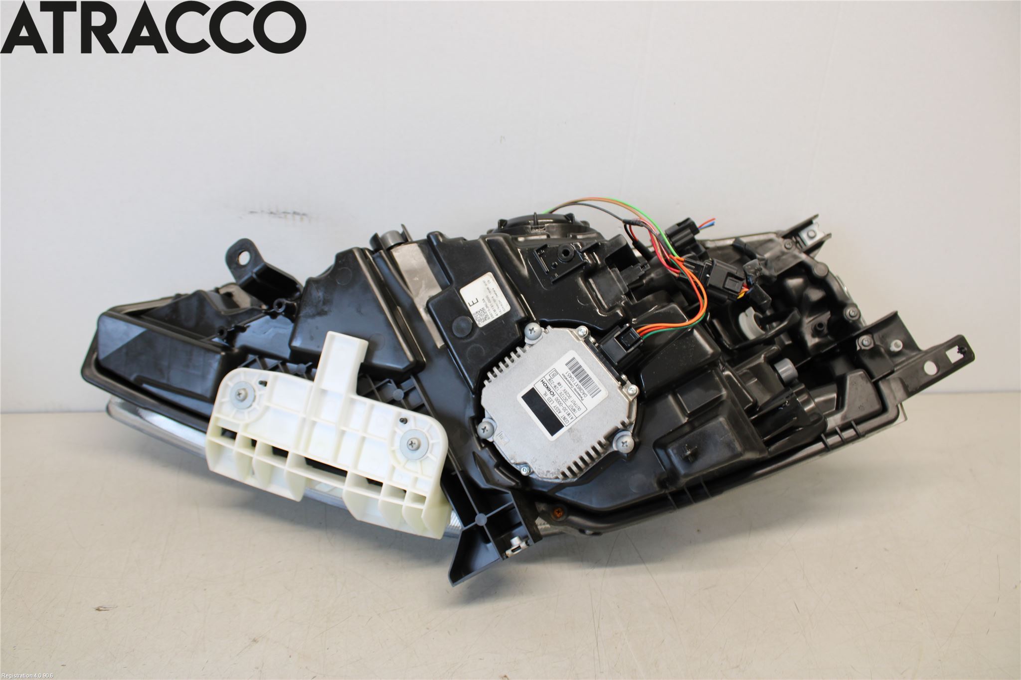 Nissan LEAF 11-17 Frontlykt Høyre