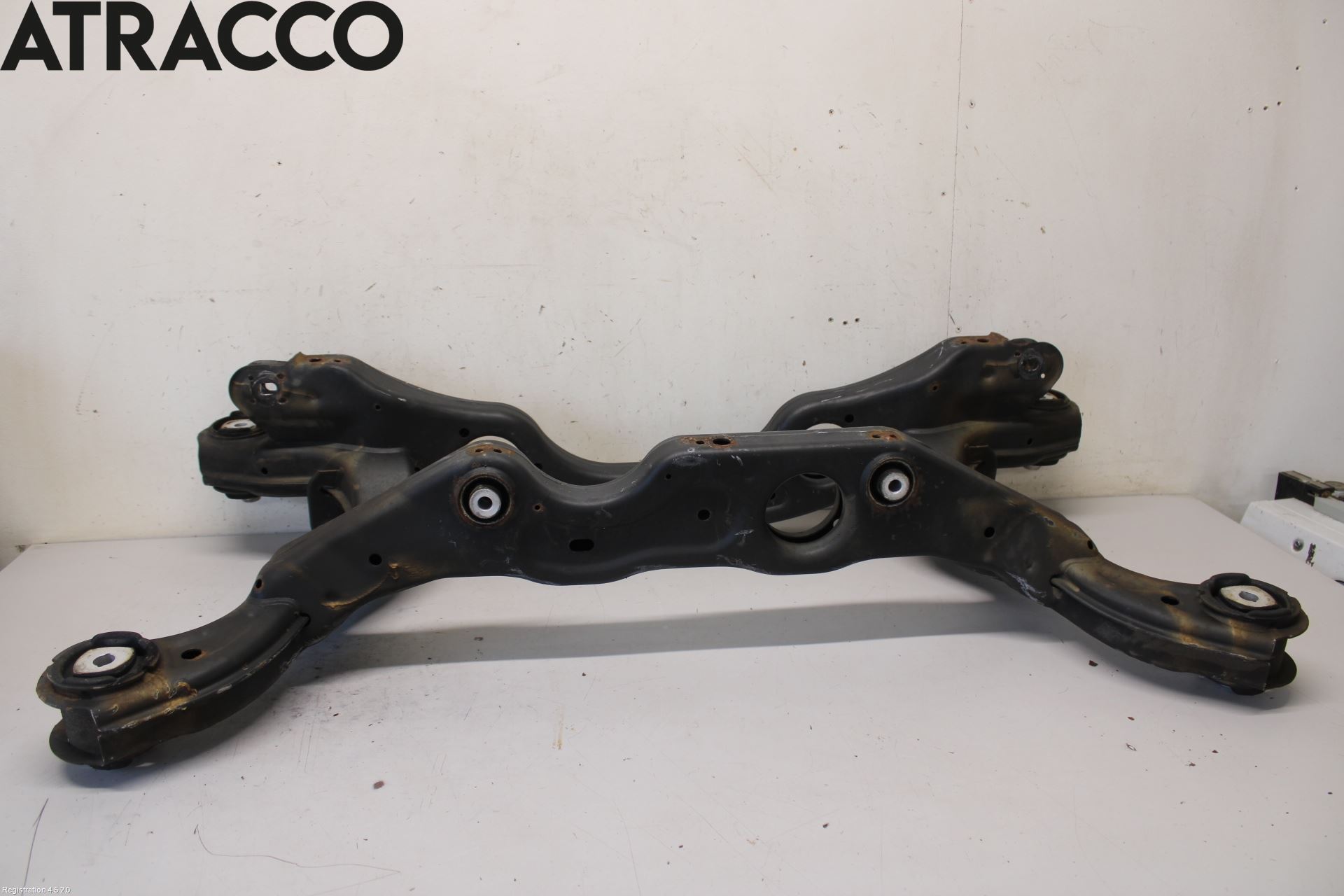 Mercedes-Benz MB CLA-KLASS (C117/X117) 13-19 Bakaksel Feste Travers-Ramme