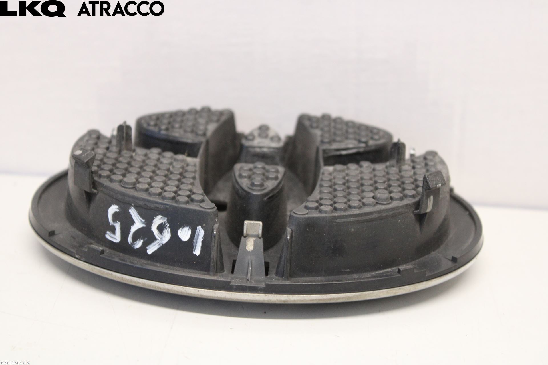 Toyota AURIS 10-12 Emblem