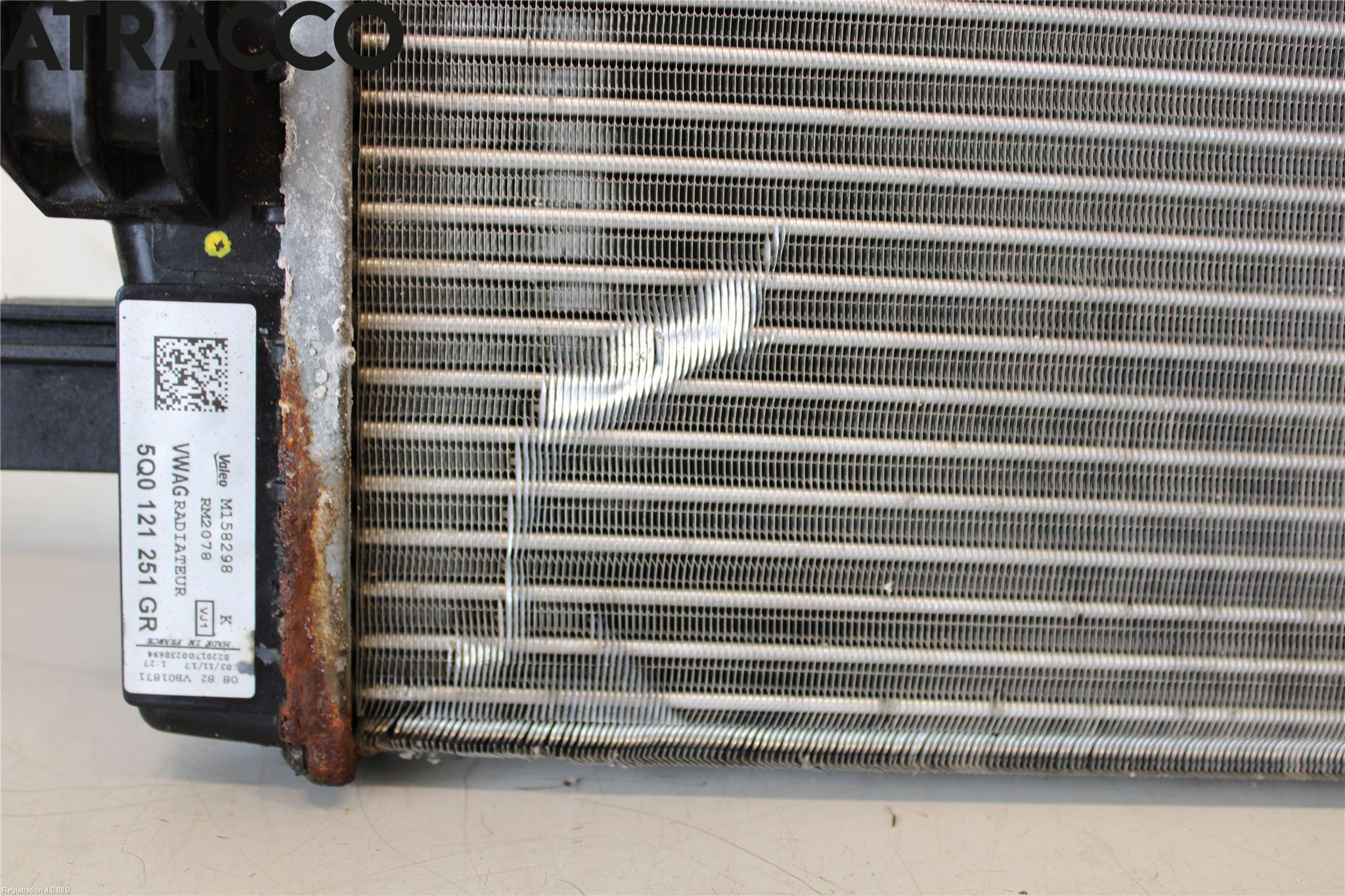 Volkswagen VW PASSAT 15-19 Radiator Automat