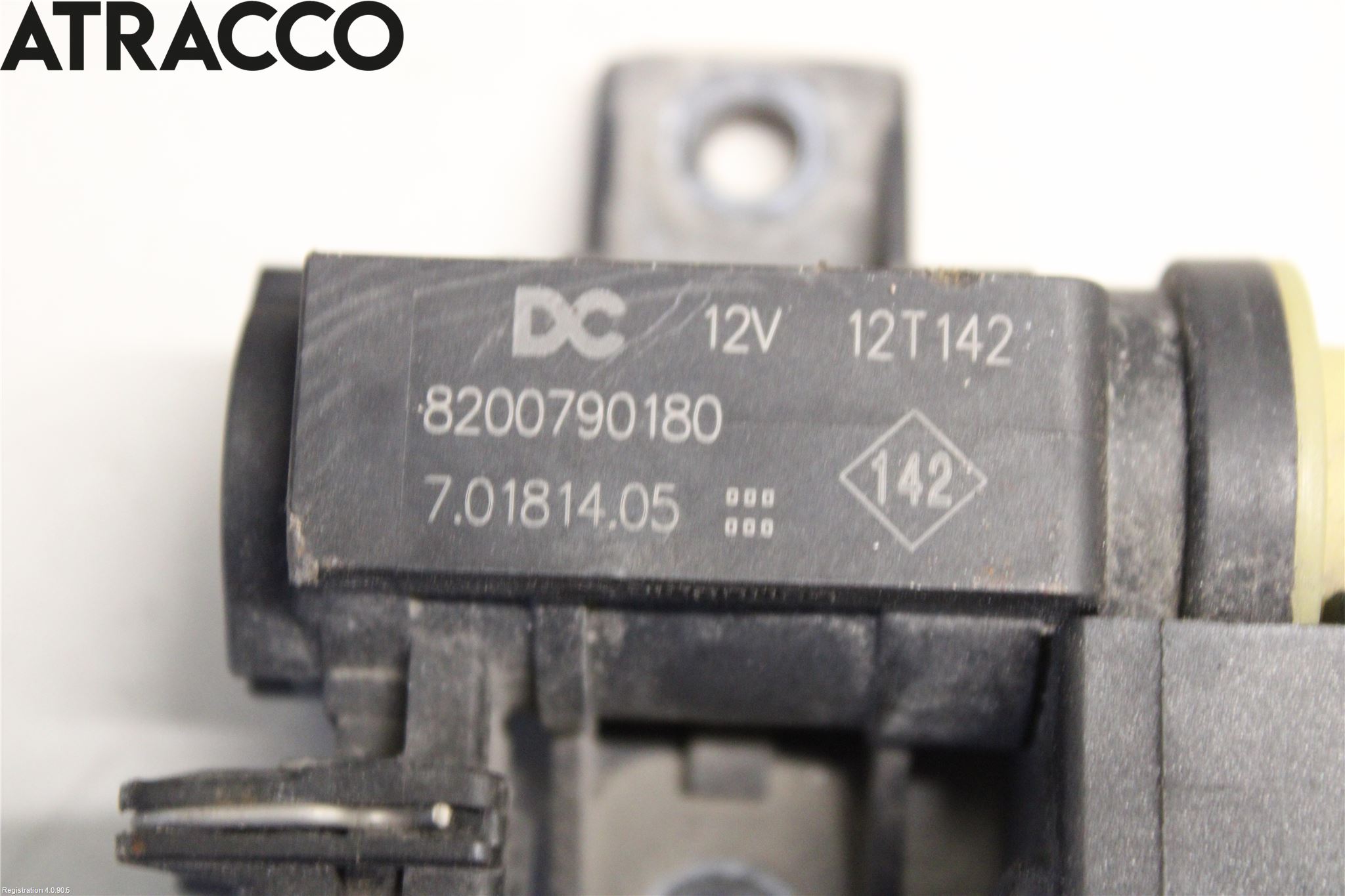 Nissan QASHQAI+2  10-14 Vacuumventil