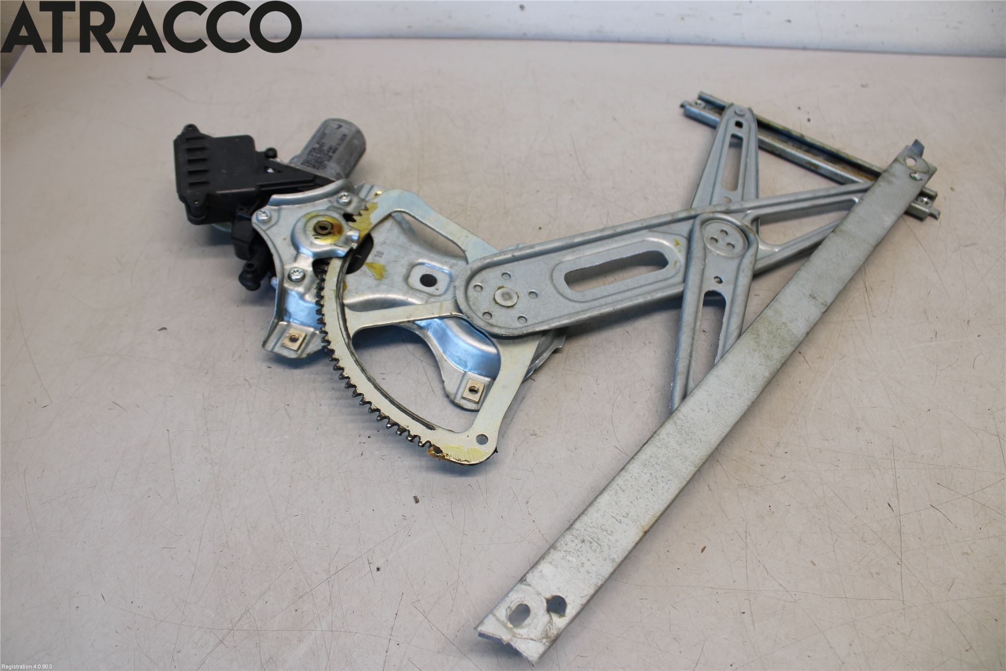 Toyota AURIS 13-19 Vindusheis El Komp