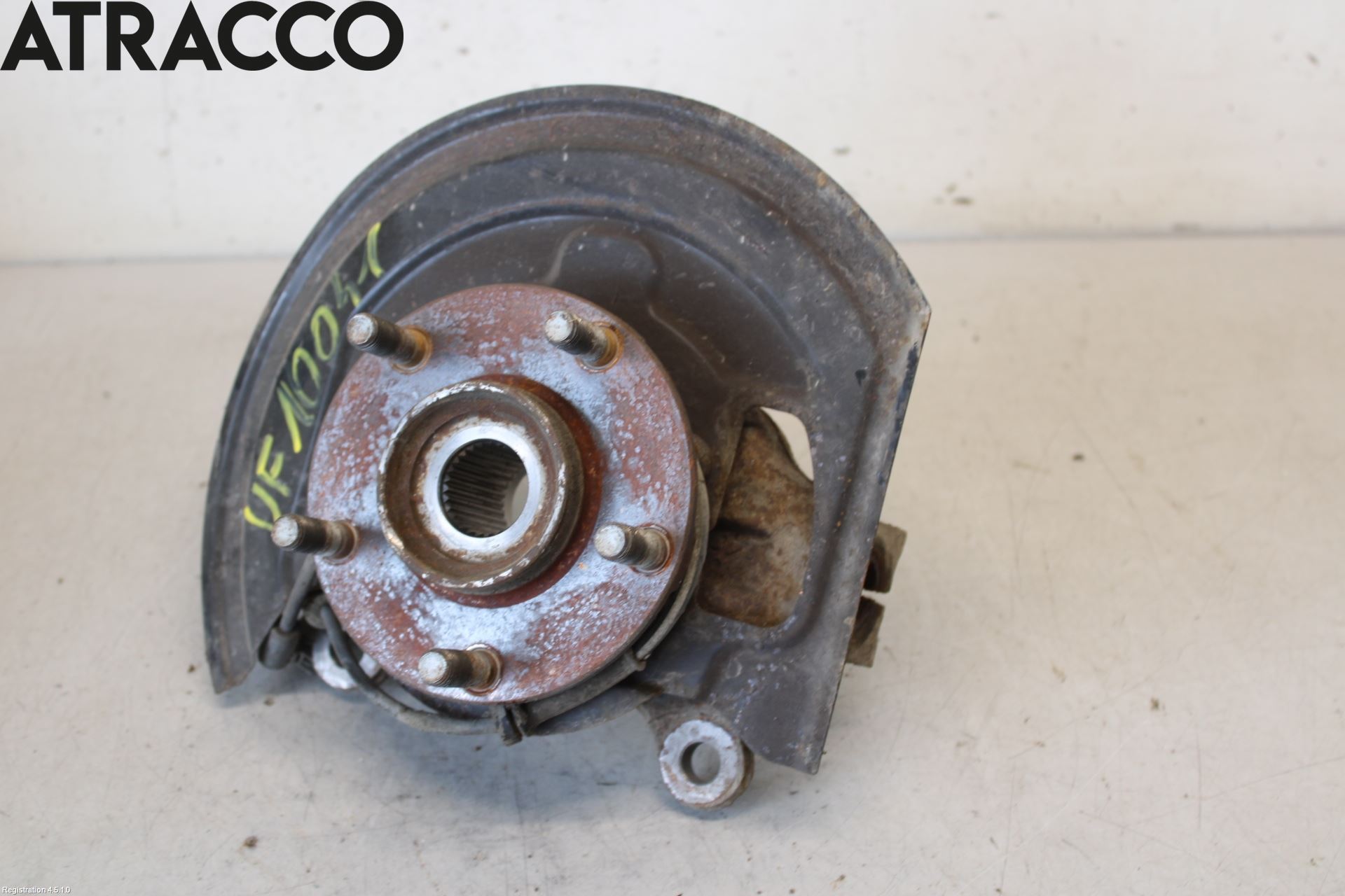 Nissan QASHQAI+2  10-14 Spindel Vf