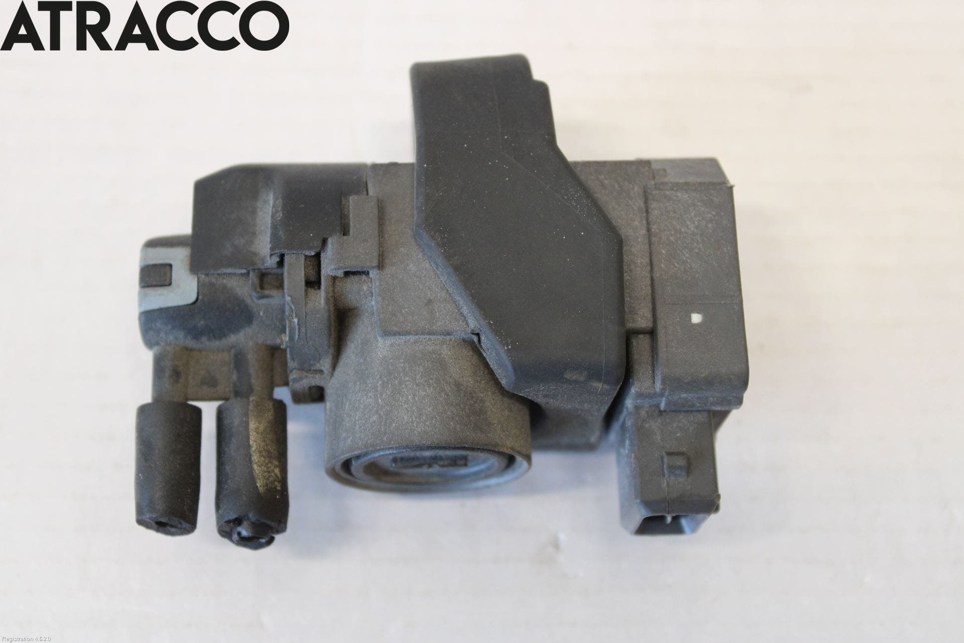 Renault MEGANE III 09-15 Vacuumventil