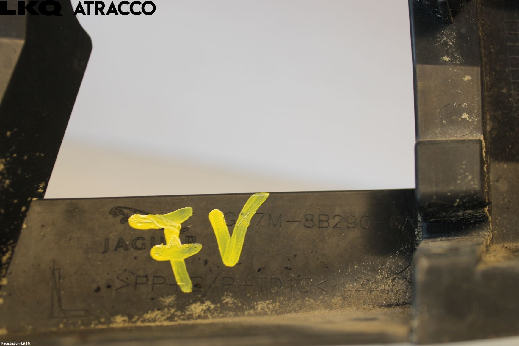 Jaguar XE (X760) 15-24 Grilldel Venstre