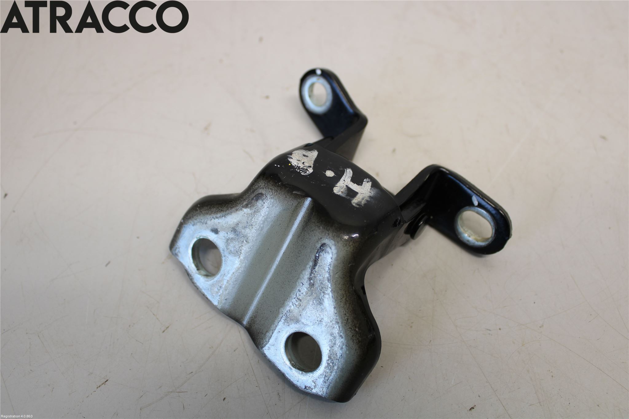 MG ZS EV 20- Dørhengsel