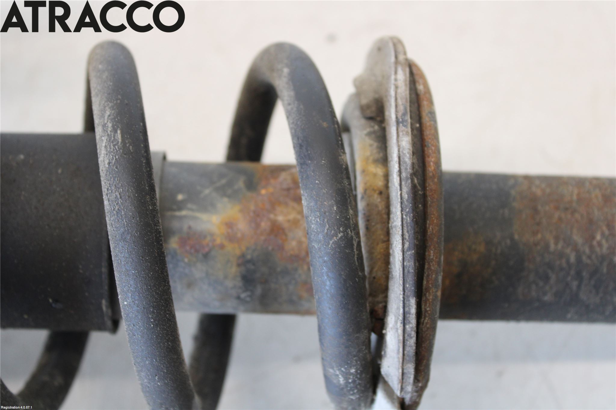 Audi Q5 09-16 Fjærbein Foran Høyre