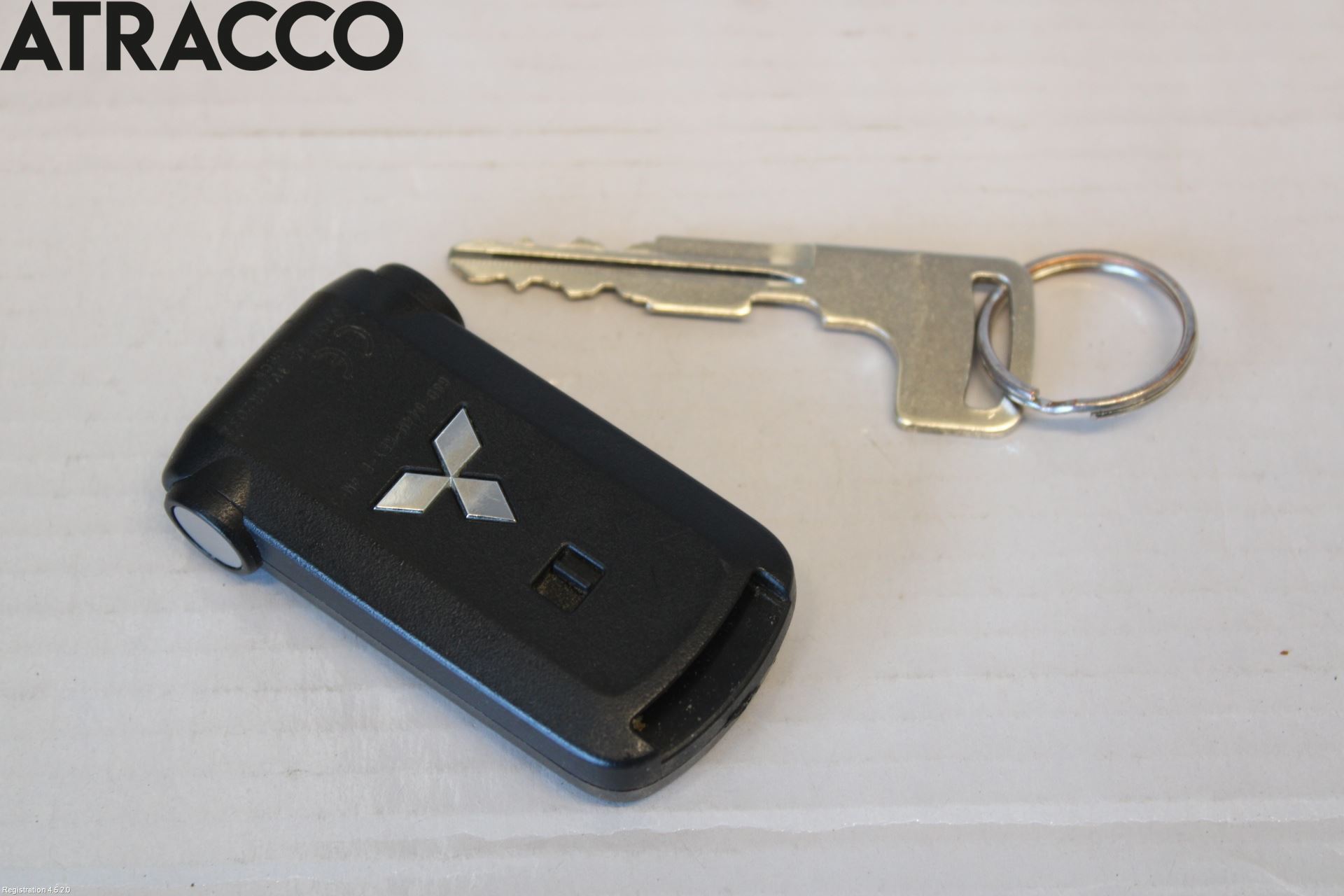 Mitsubishi OUTLANDER 13-21 Nøkkel - Nøkler