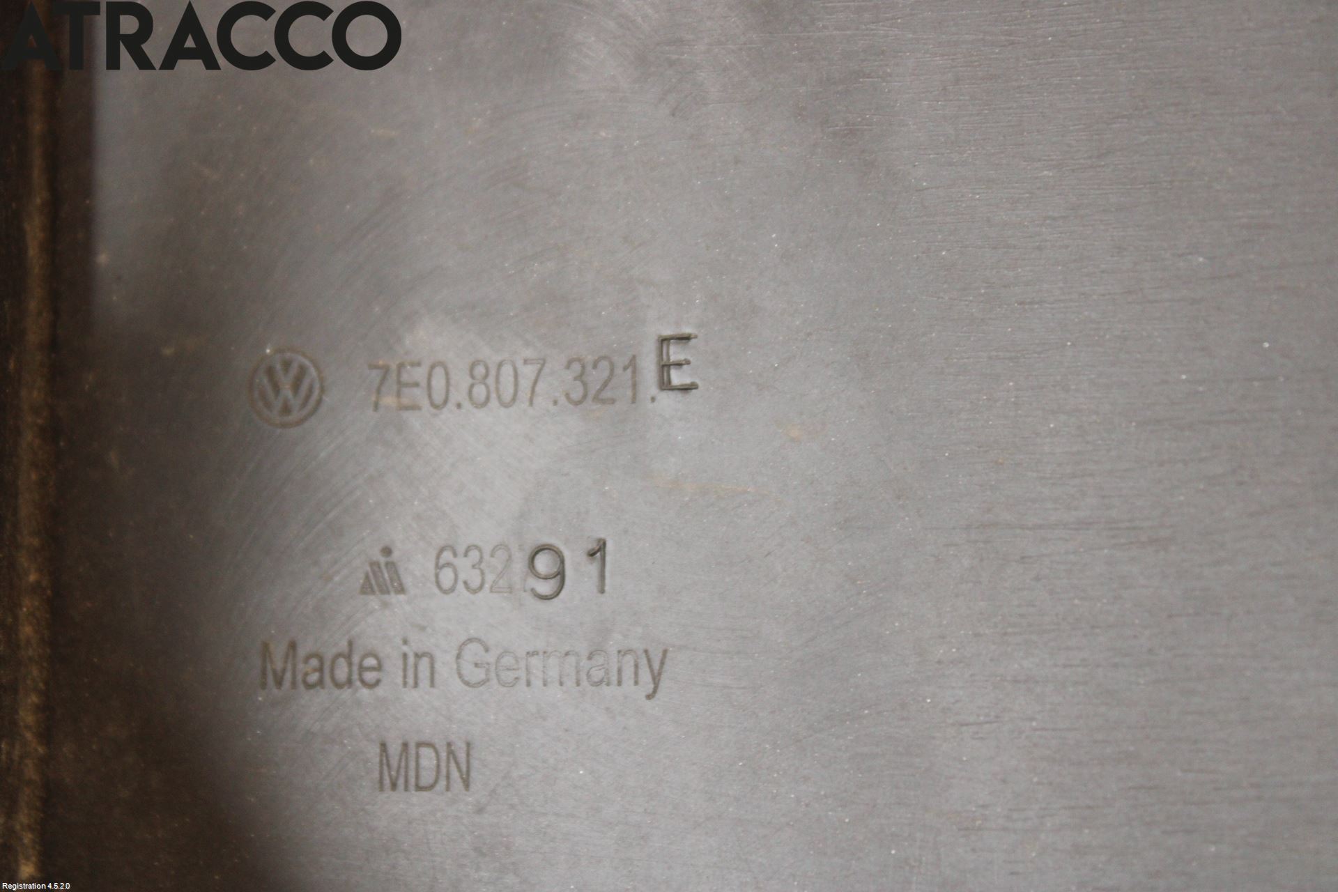 Volkswagen VW TRANSP/CARAVELLE (T6) 16-22 Støtfanger Bak Hjørne Venstre