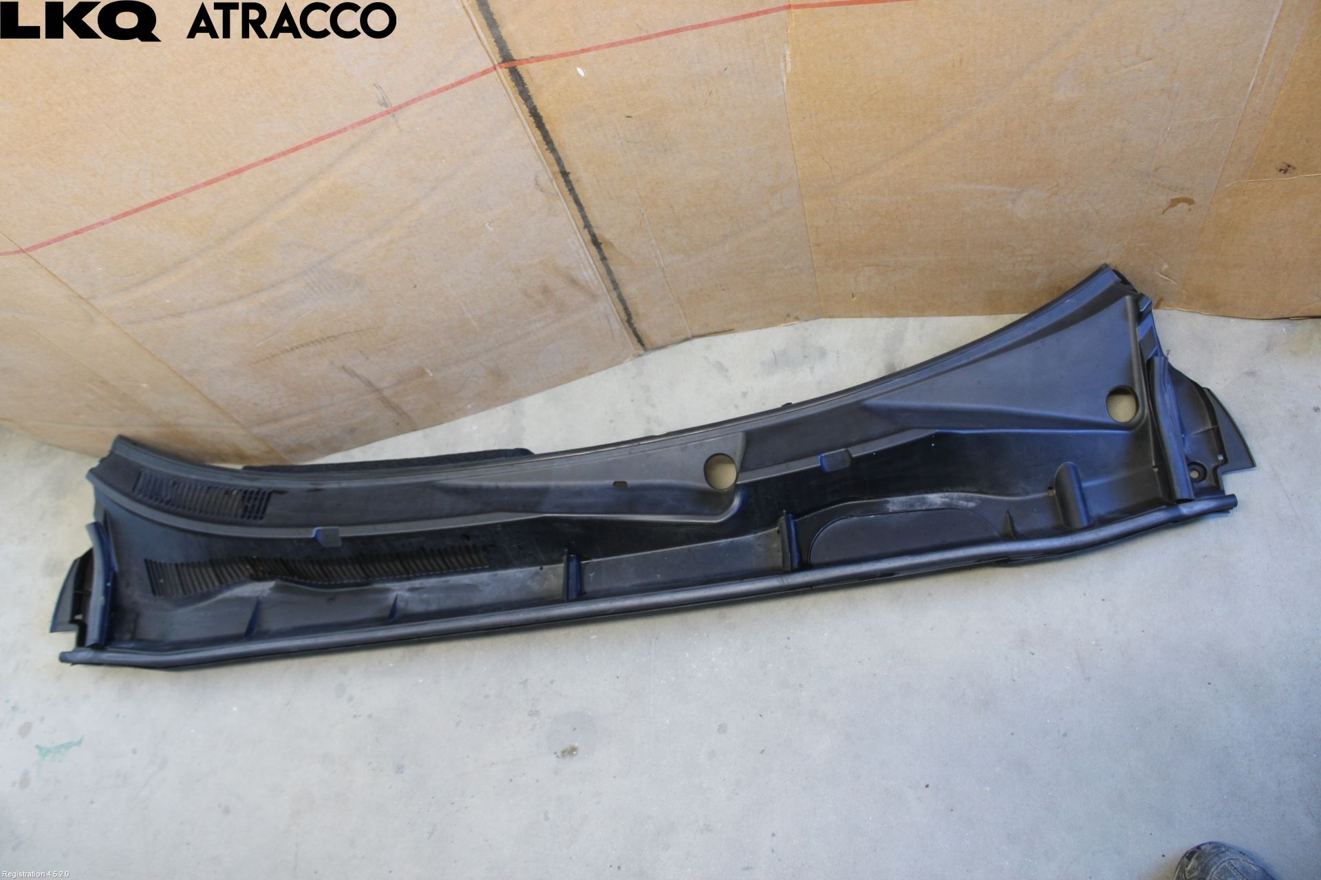 Toyota RAV 4 06-12 Visker Deksel-Grill-Under Frr