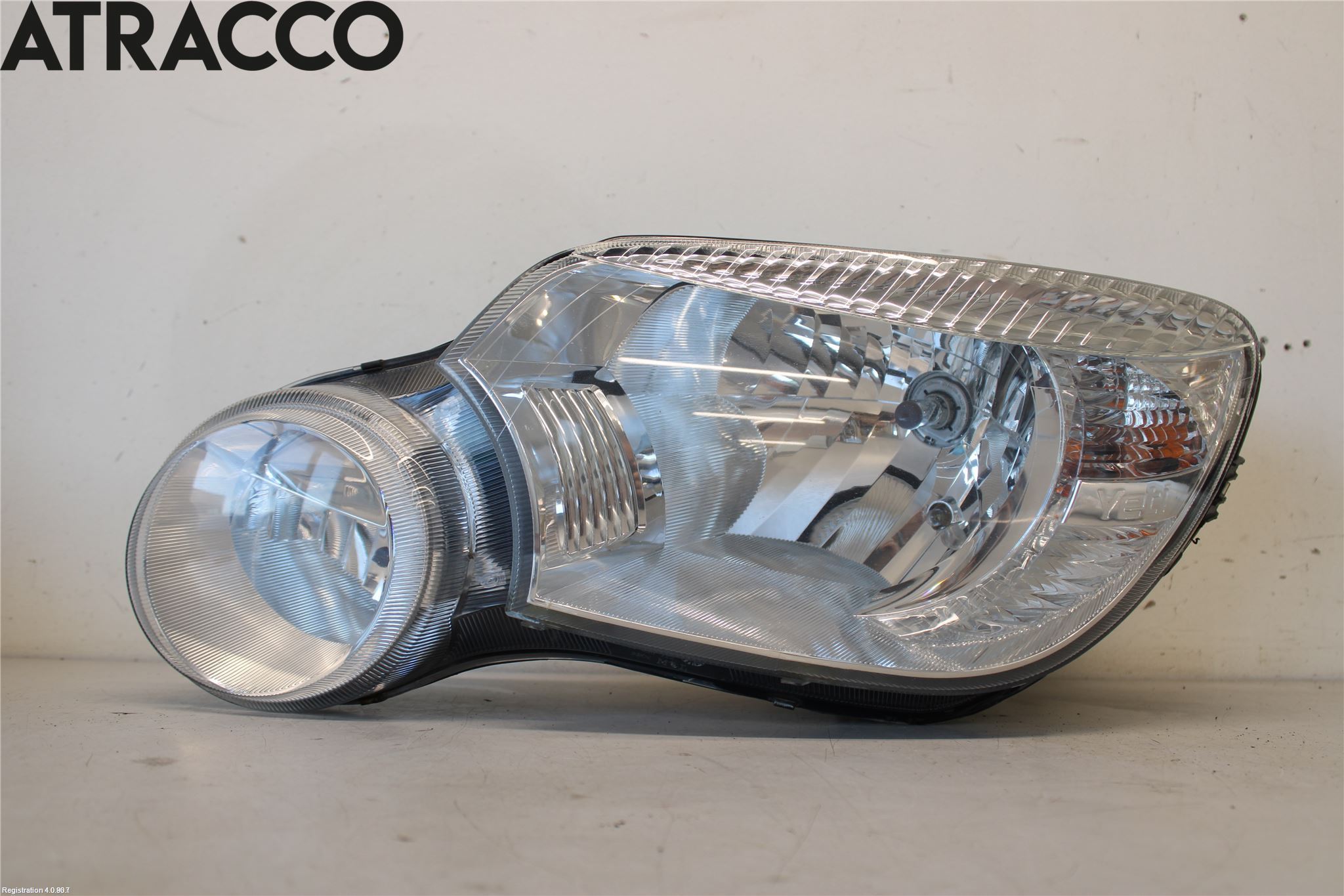 Skoda YETI Frontlykt Venstre