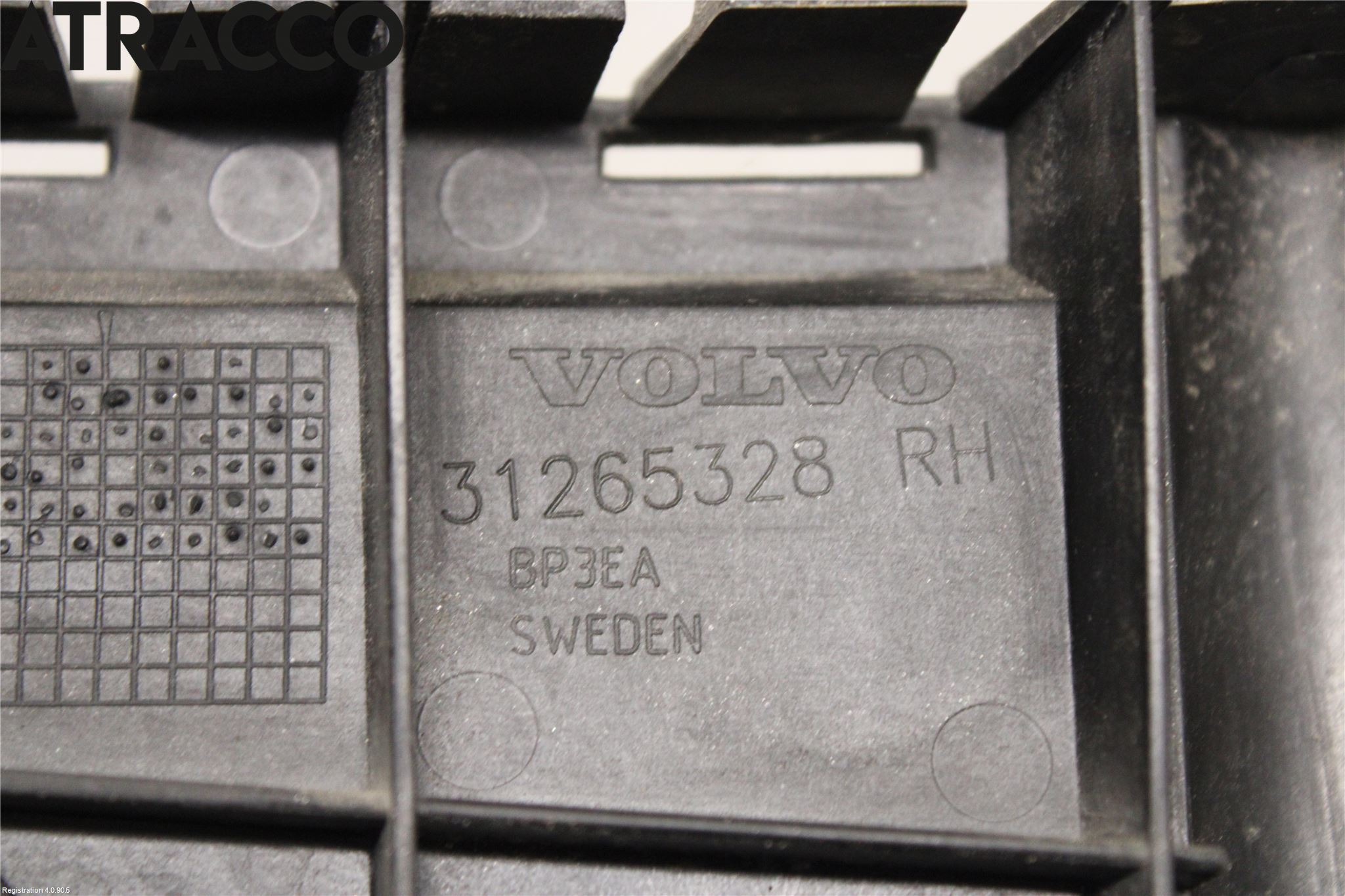 Volvo V70 08-13 Støtfangerfeste Bak Høyre