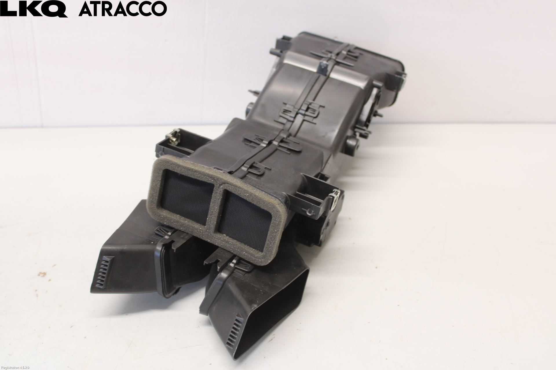 Porsche TAYCAN 20- Luftstyring Front