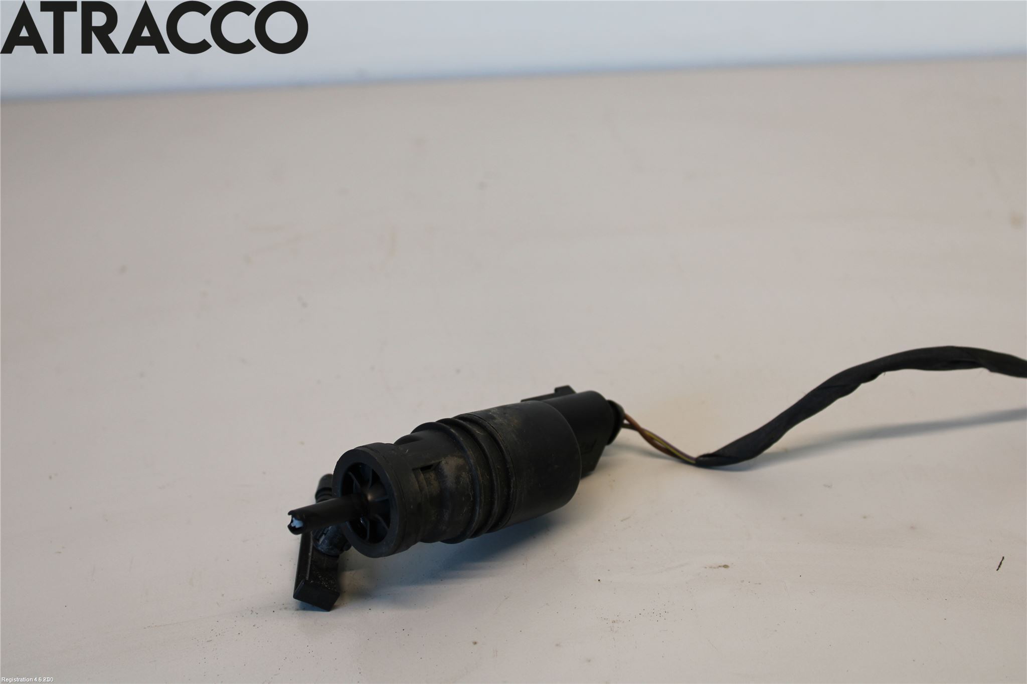 Mercedes-Benz MB C-KLASS (W204) 07-15 Spylerpumpe Frontrute