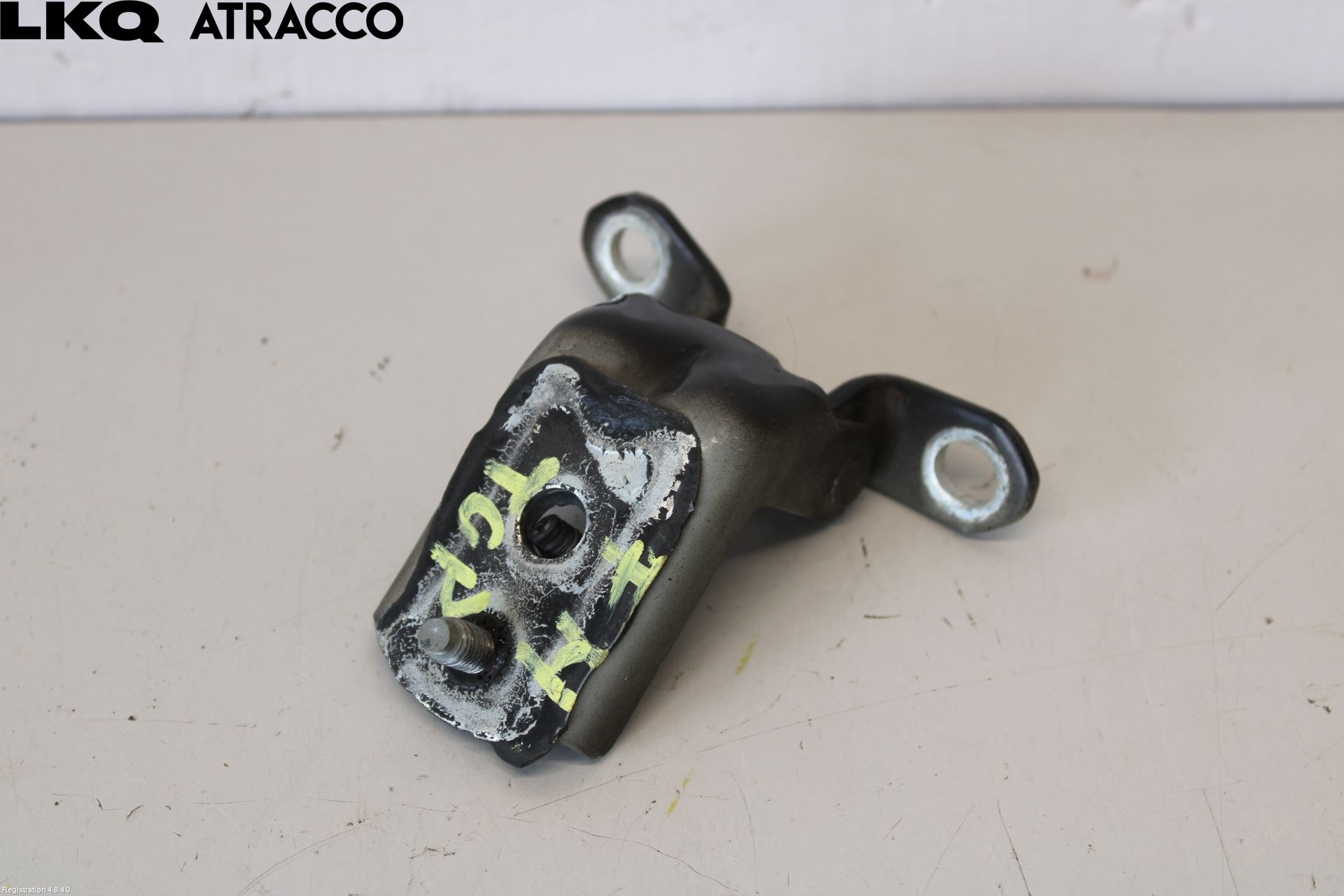 Nissan QASHQAI 10-14 Dørhengsel