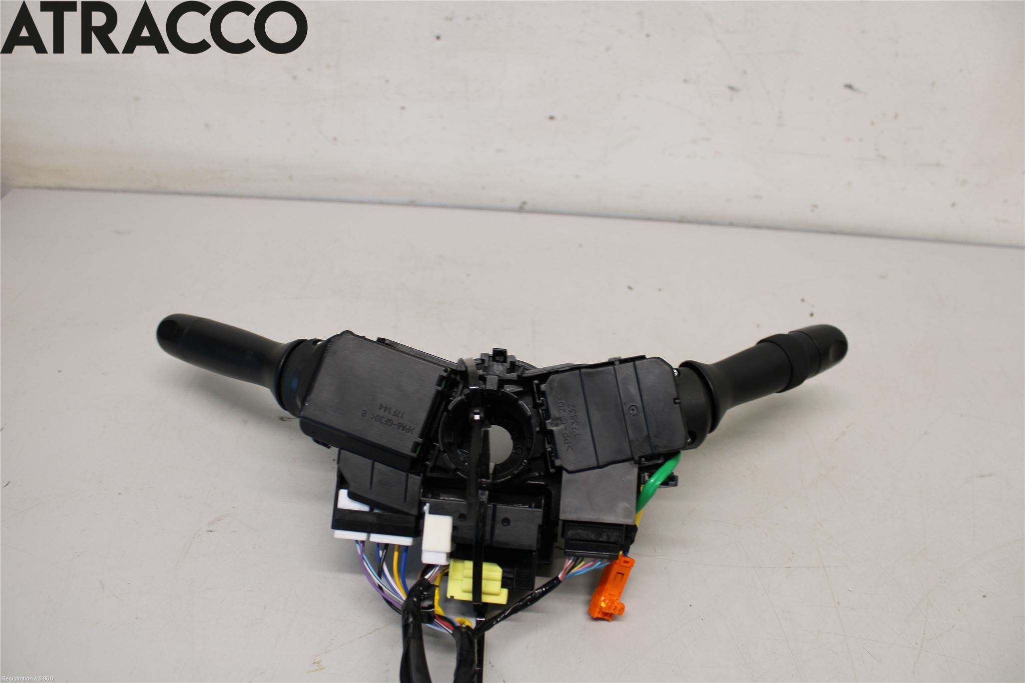 Toyota YARIS XP130 12-14 Bryter Ratt Kombi H Og V