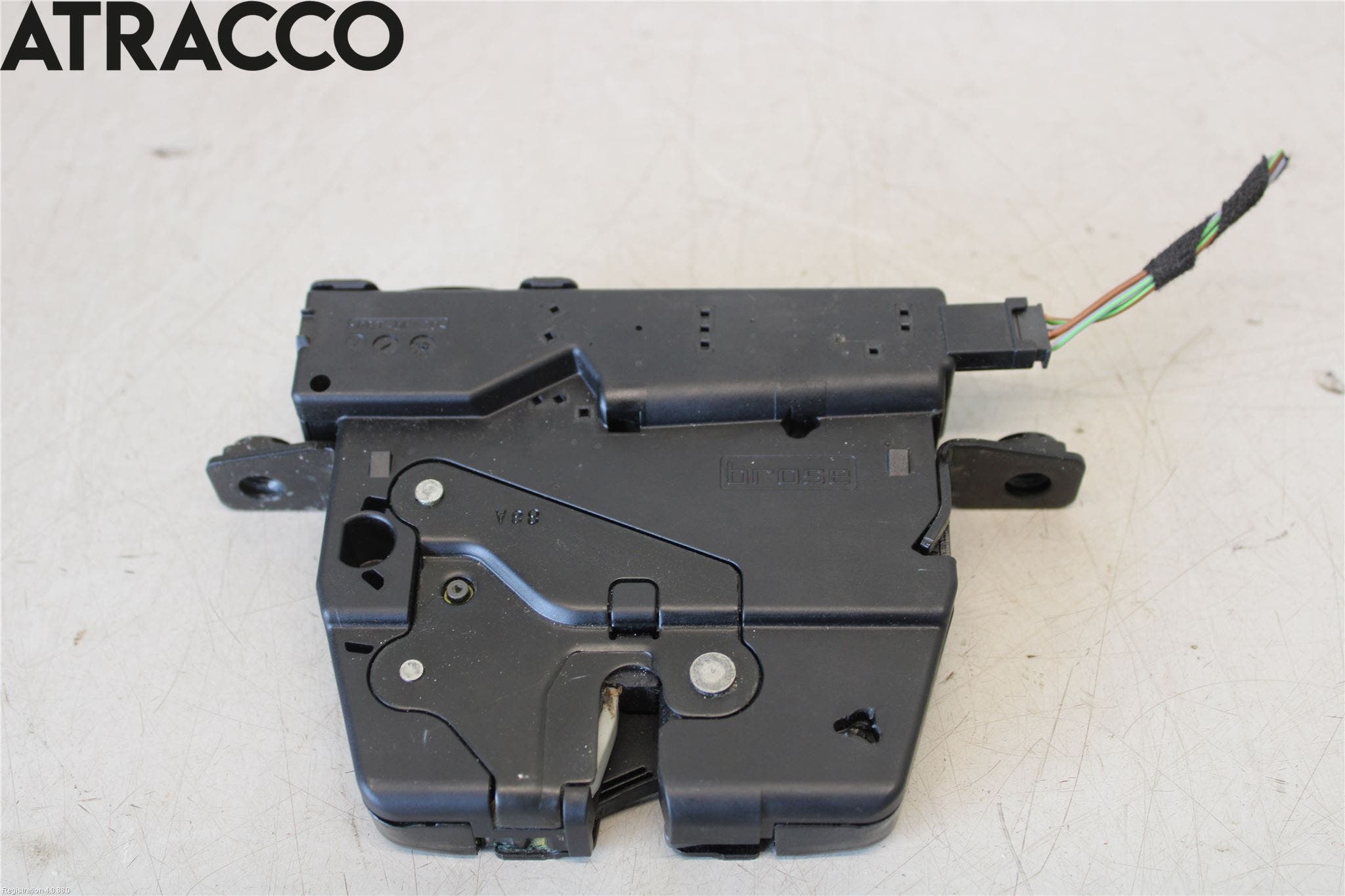 BMW 3 F30/F31/F80 12-19 Bakluke-Lokk Låsekasse