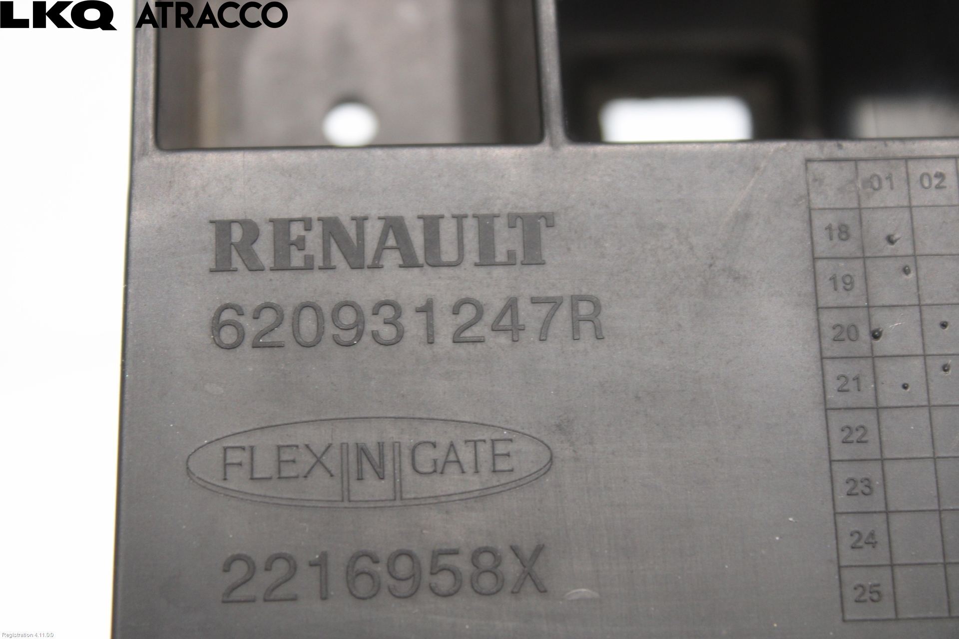 Renault ZOE/E-TECH 13- Støtfanger Foran Feste