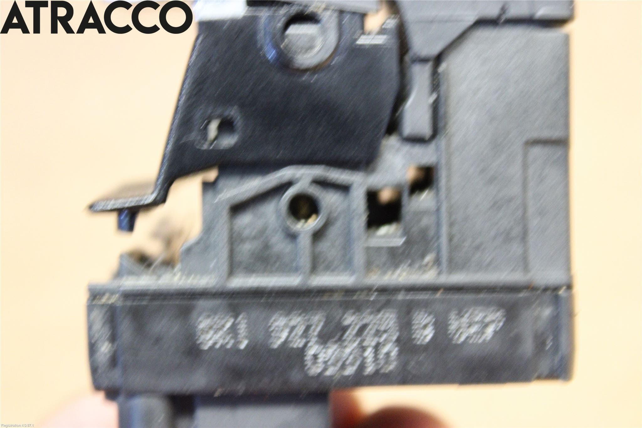 Audi A4/S4 08-11 Bryter Parkeringsbrems