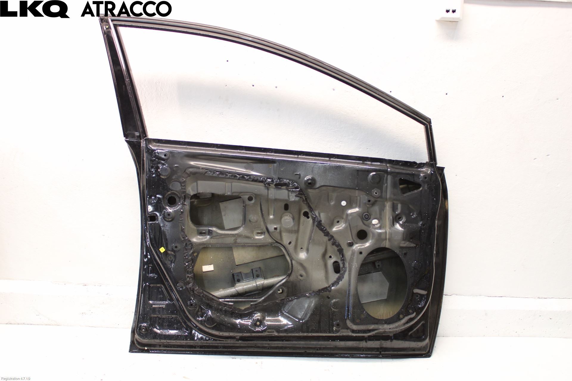 Toyota AVENSIS 09-15 Dør 4D Foran Venstre