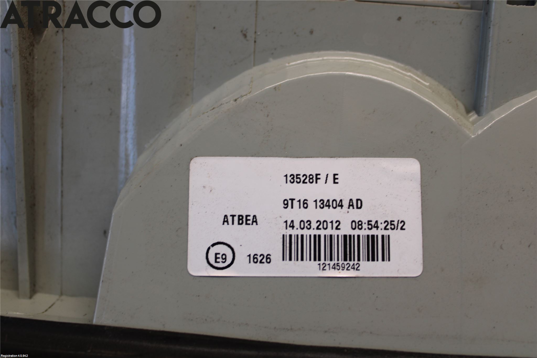 Ford TRANSIT CONNECT 03-08 Baklykt Venstre