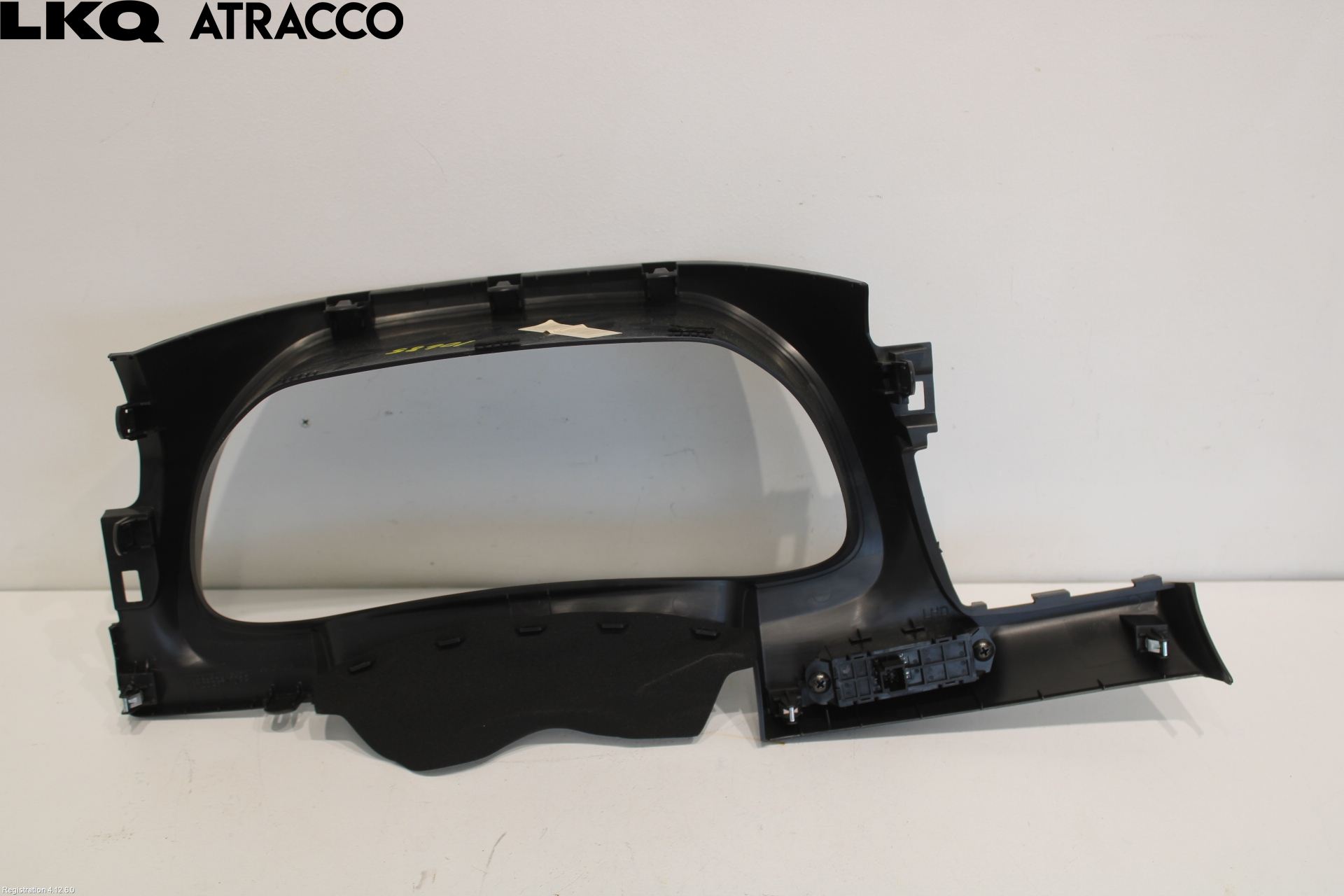 Nissan LEAF 18- Instrument Ramme