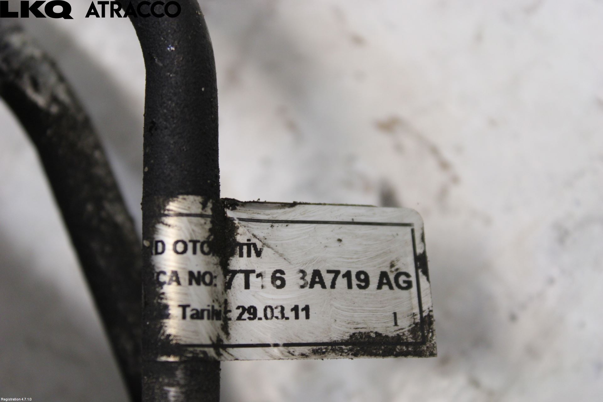 Ford TRANSIT CONNECT 03-08 Servo Snekke - Tannstang