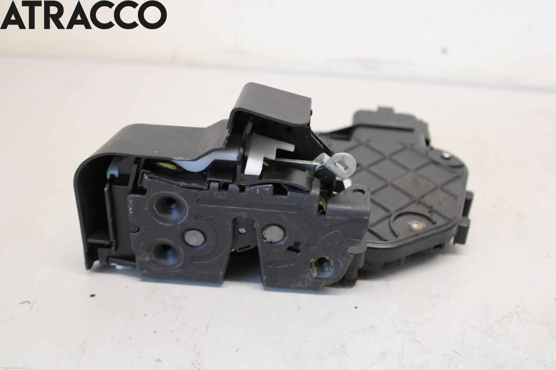 Volvo XC70 08-13 Dørlås - Låsekasse