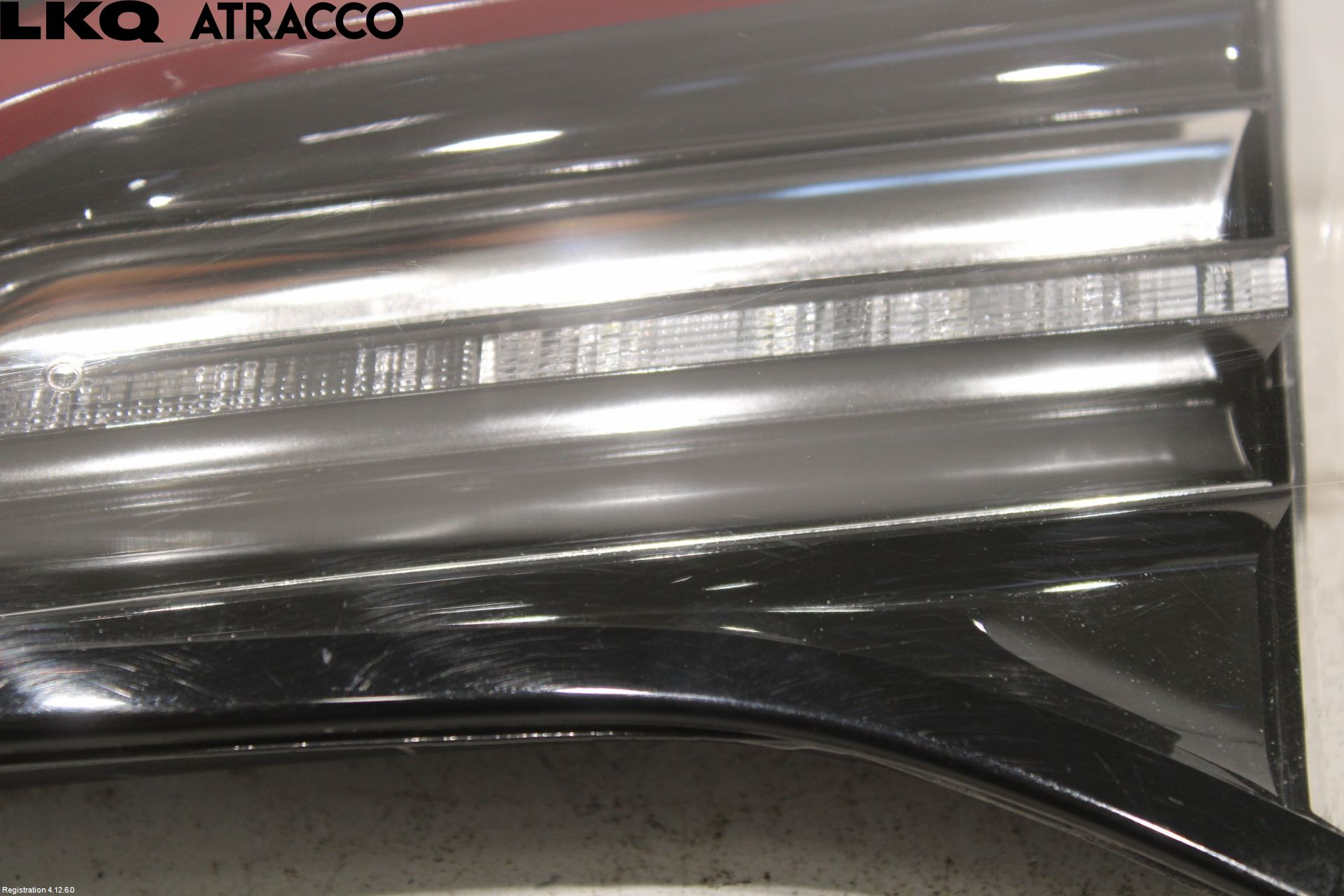 Tesla MODEL 3 17- Baklykt Høyre  På Luke(Indre)