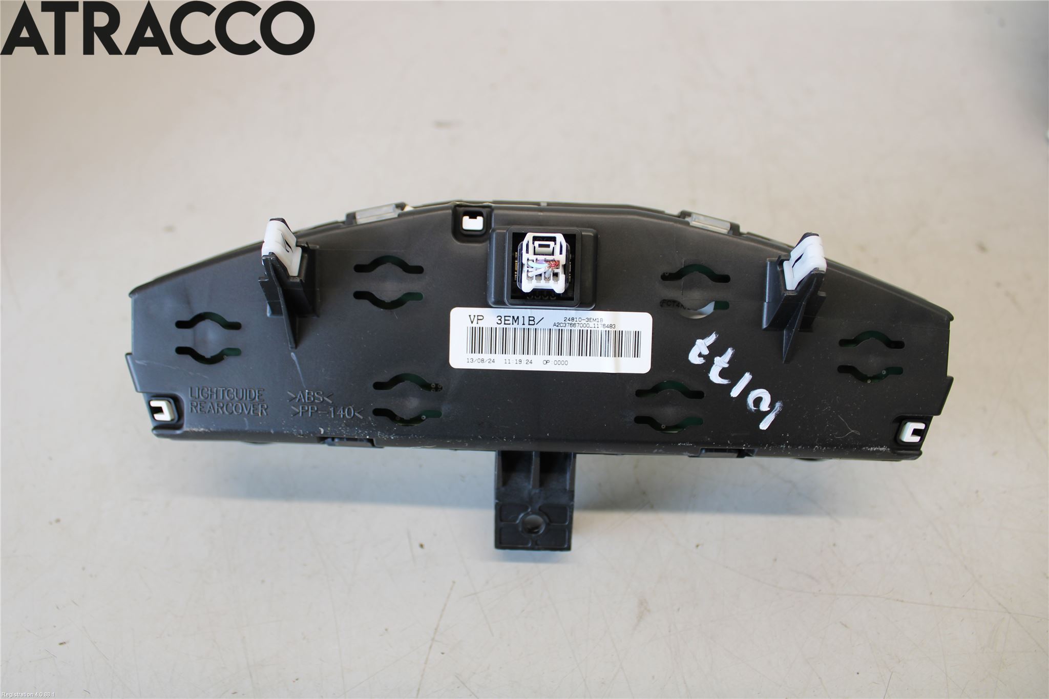 Nissan LEAF 11-17 Instr Kombinert