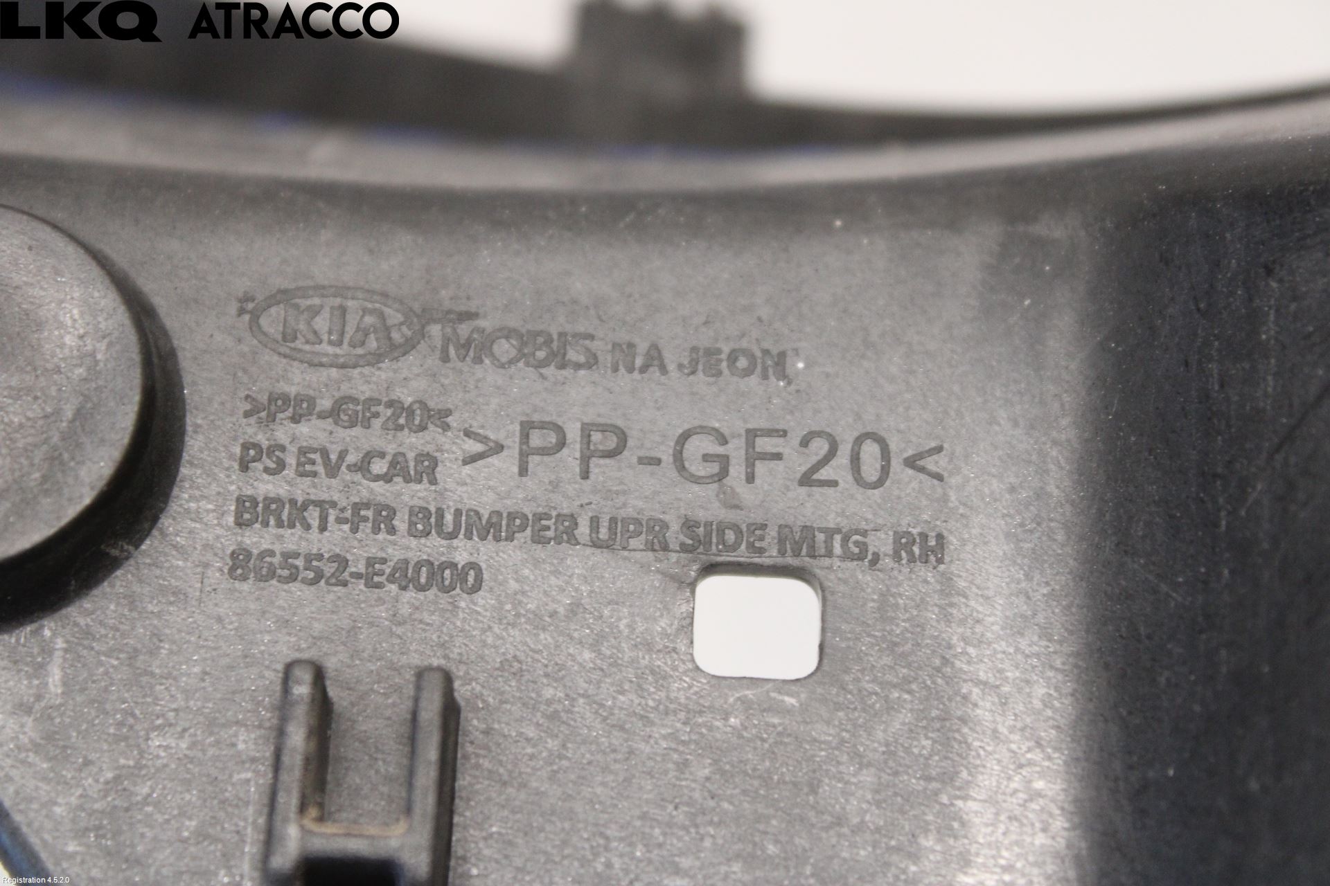 Kia SOUL 09- Støtfanger Foran Feste