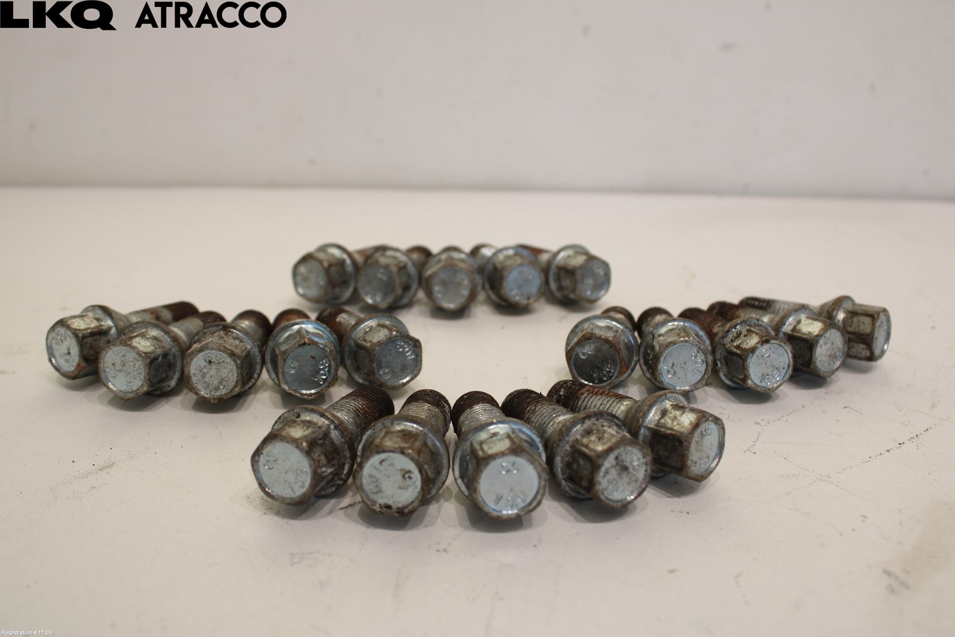 Mercedes-Benz MB C-KLASS (W204) 07-15 Hjulmutter - Bolt - Sett