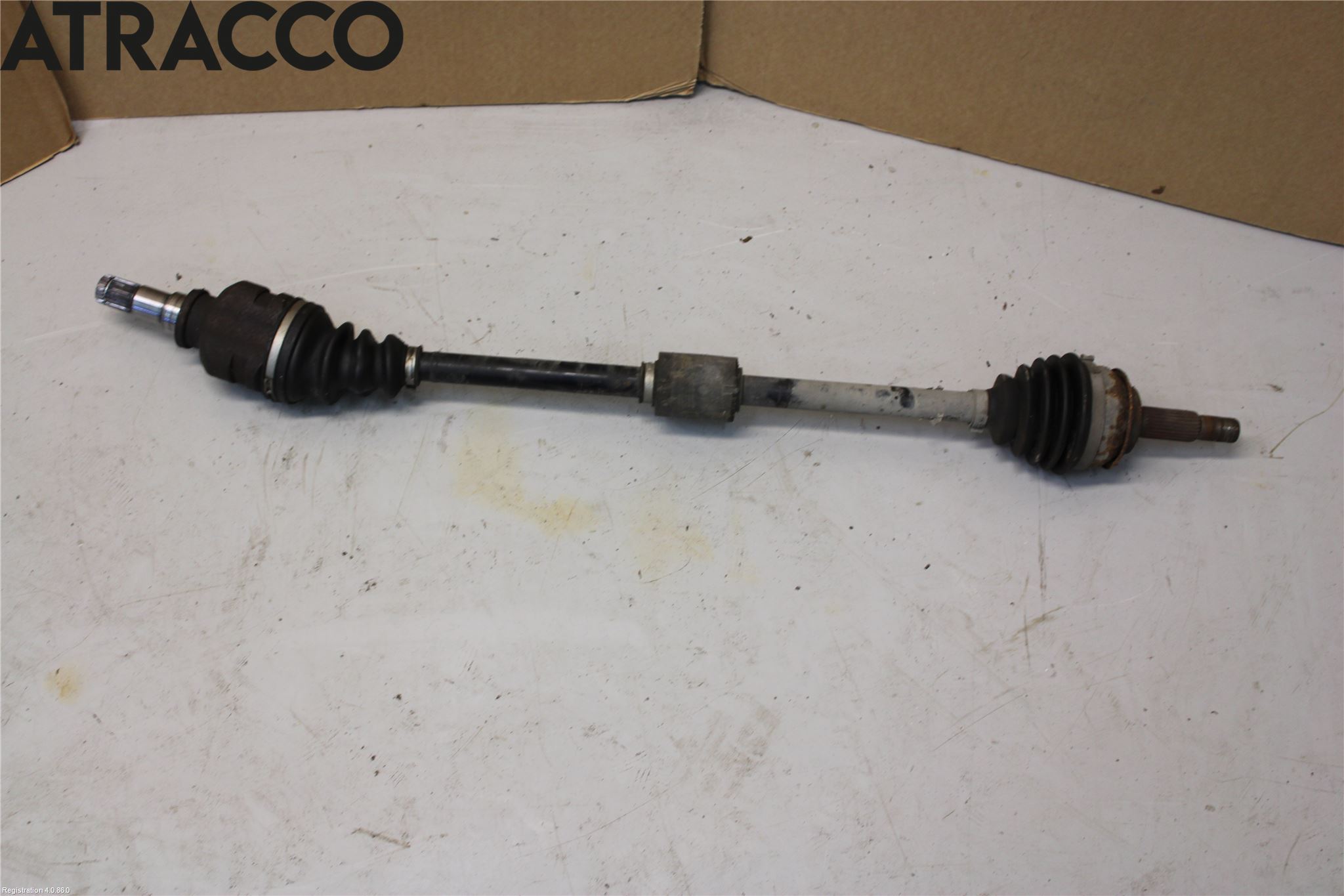 Toyota YARIS XP130 12-14 Drivaksel Foran Kompl Høyre