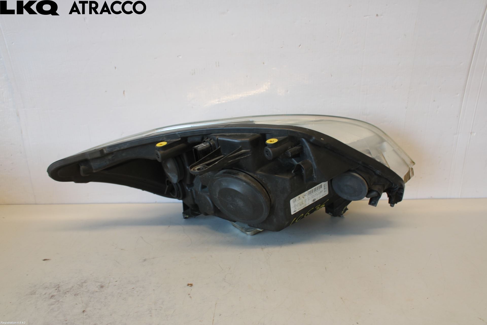 Ford KUGA 08-12 Frontlykt Venstre