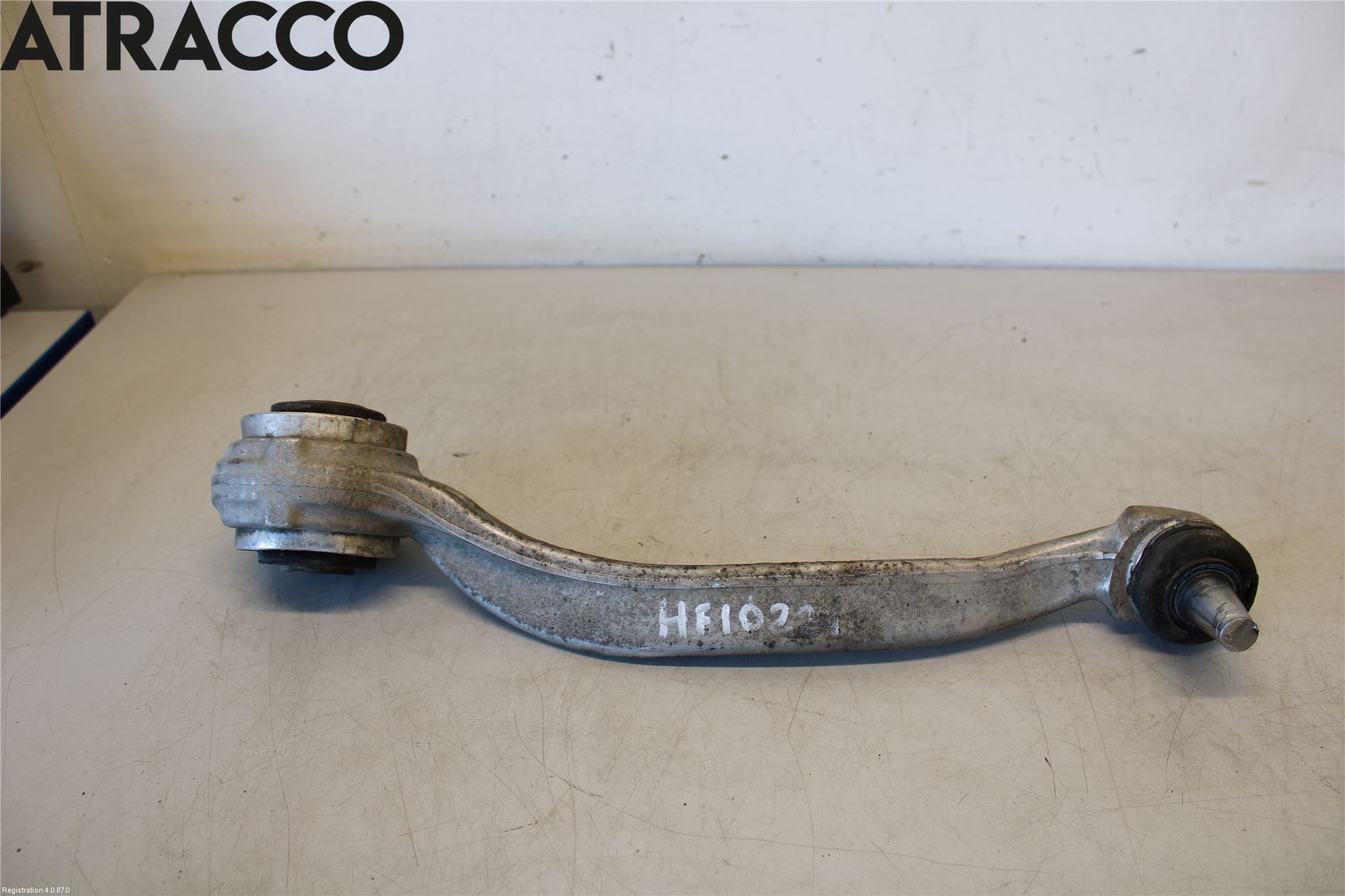 Mercedes-Benz MB C-KLASS (W205) 14-21 Bærearm Foran Høyre Nedre